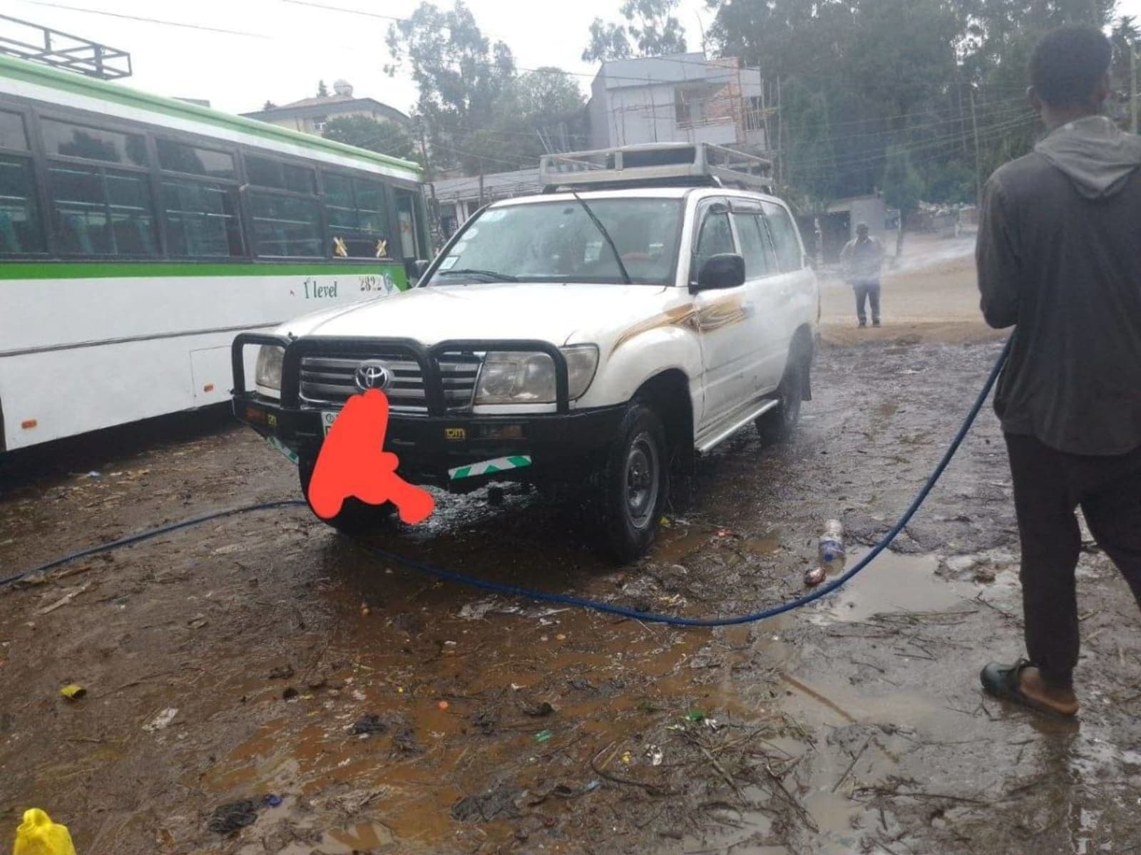 2000 Toyota Landcruiser 105 — photo 4