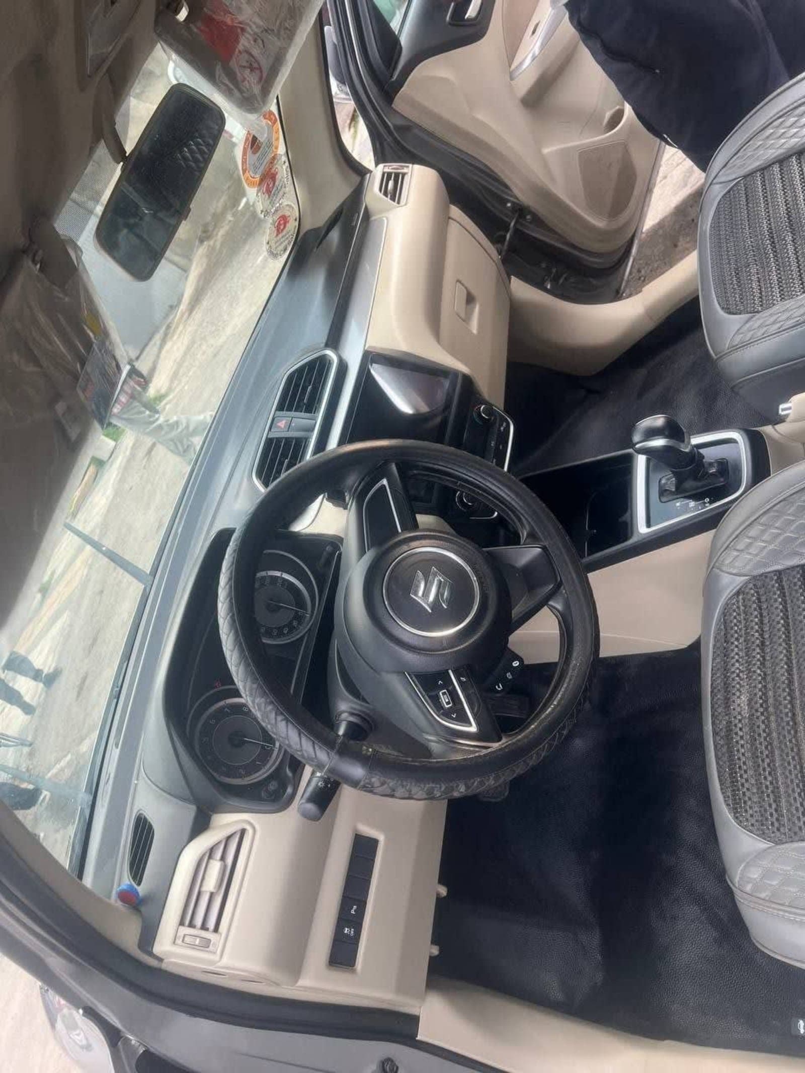 2021 Suzuki Dzire — photo 1