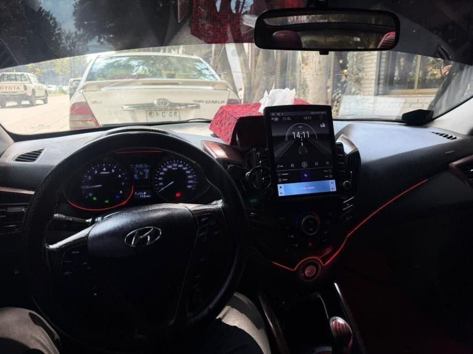 2014 Hyundai Veloster — photo 5