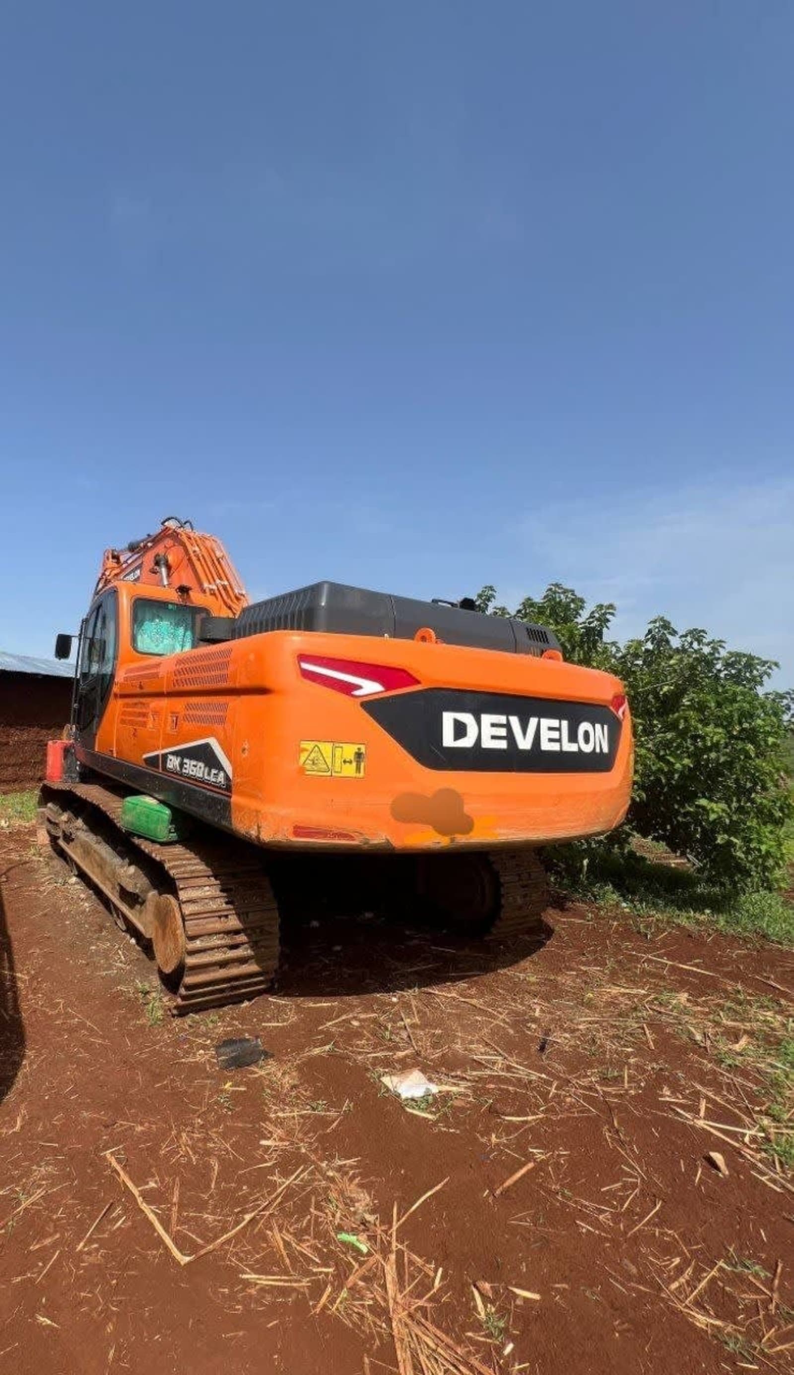 2025 DEVELON DX-360 — photo 4