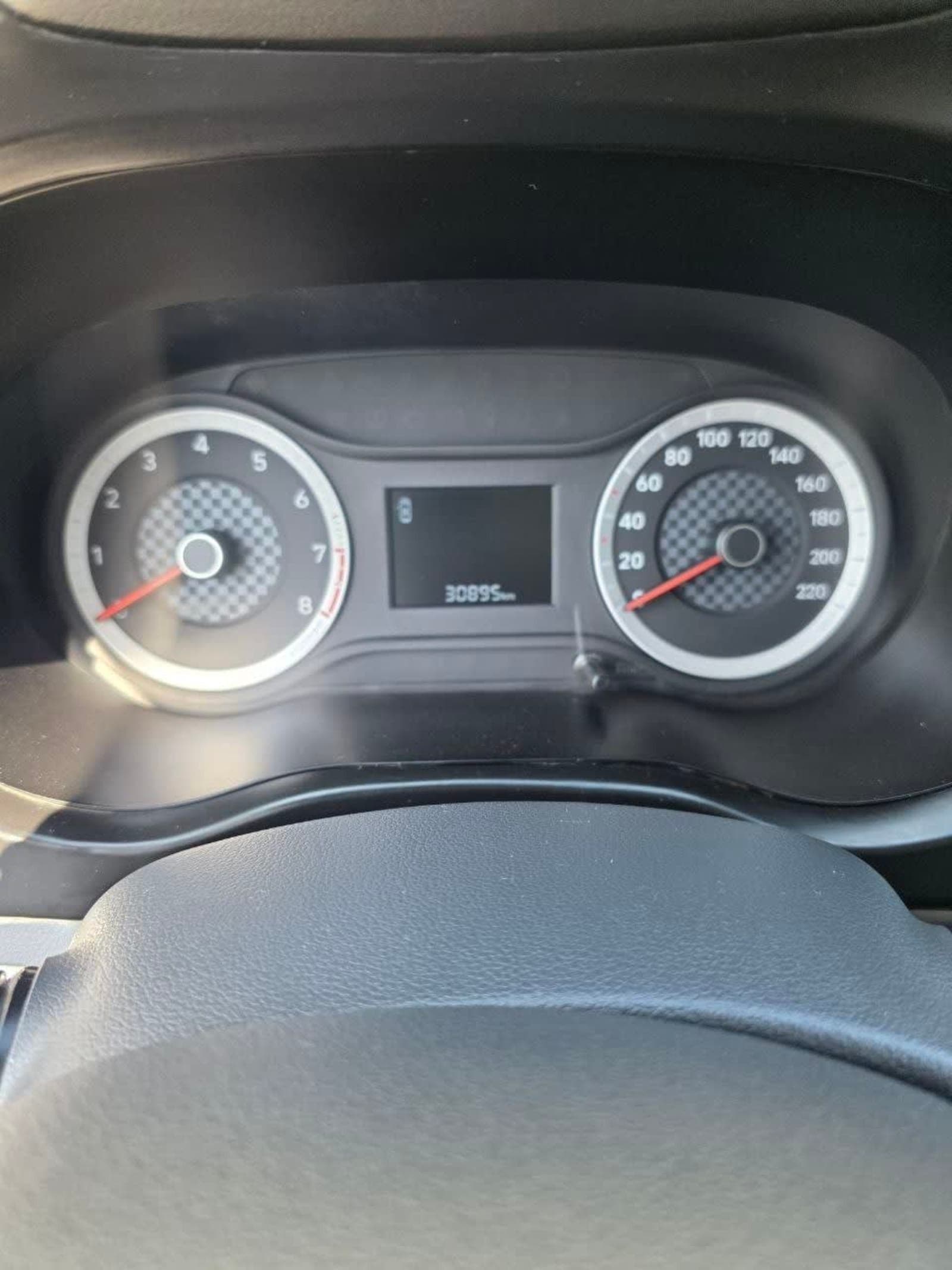 2022 Hyundai Grand i10 — photo 5
