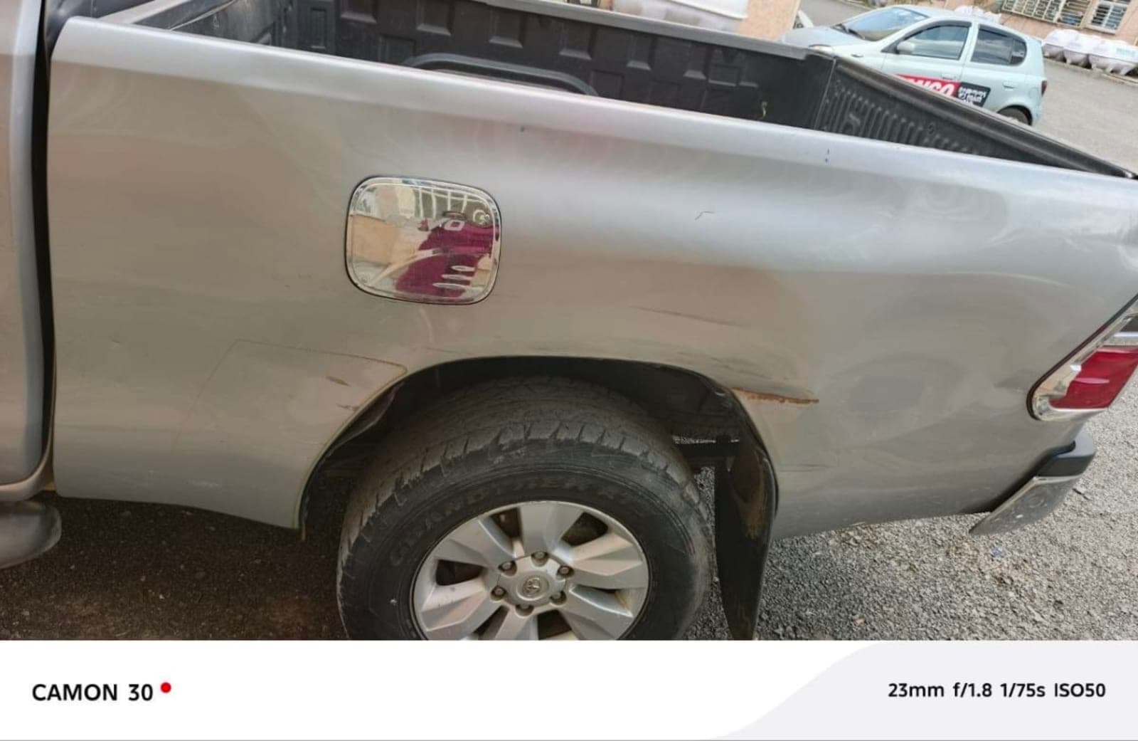 2016 Toyota Hilux Revo — photo 3