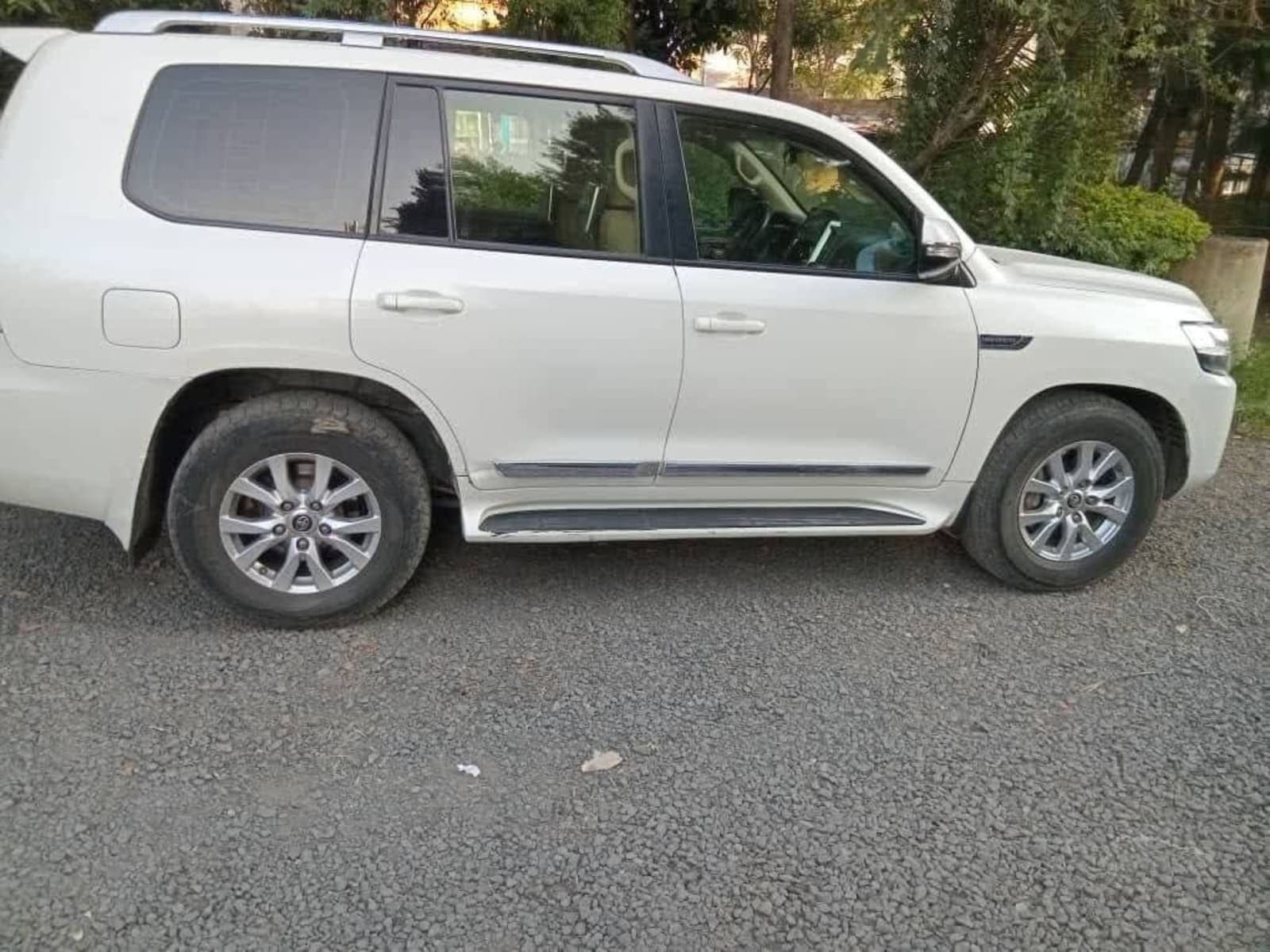 2019 Toyota Landcruiser GXR — photo 3