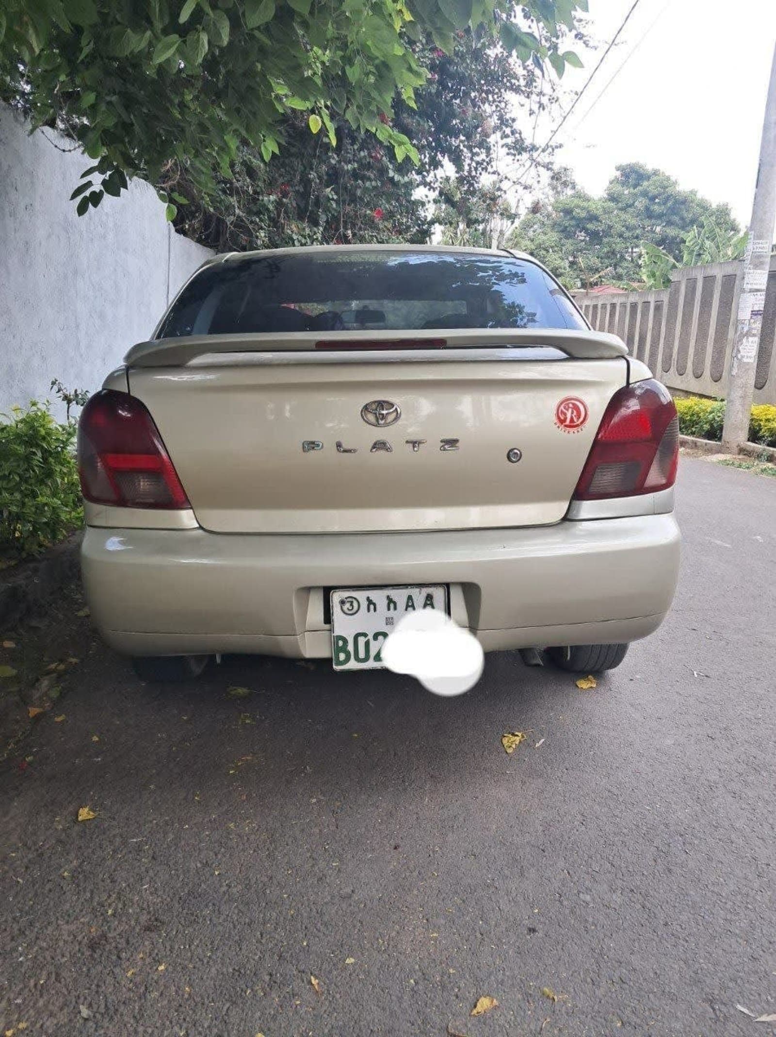 2001 Toyota Pltez — photo 3