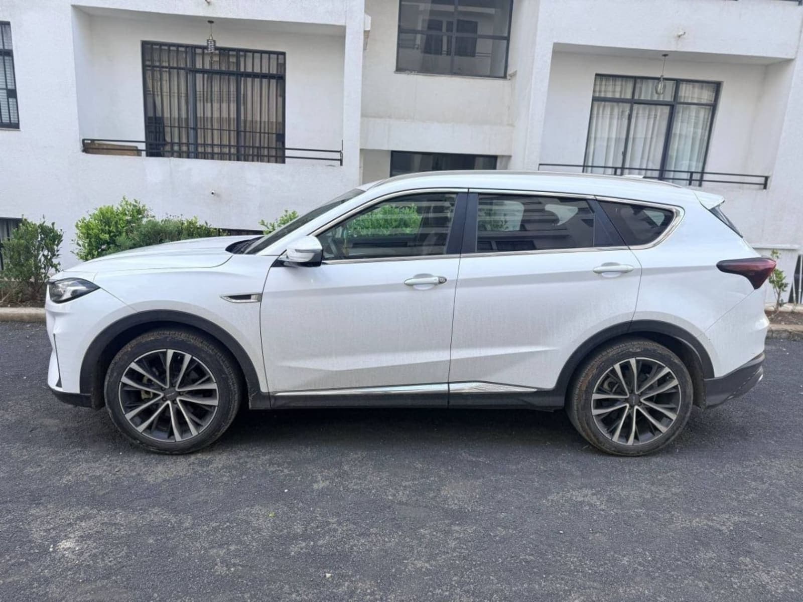 2022 JeTour X70 Plus — photo 3