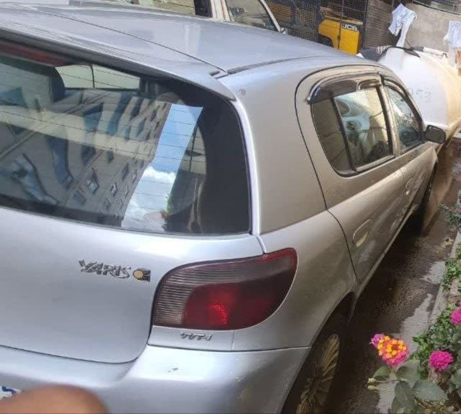 2000 Toyota Vitz Yaris โ photo 2