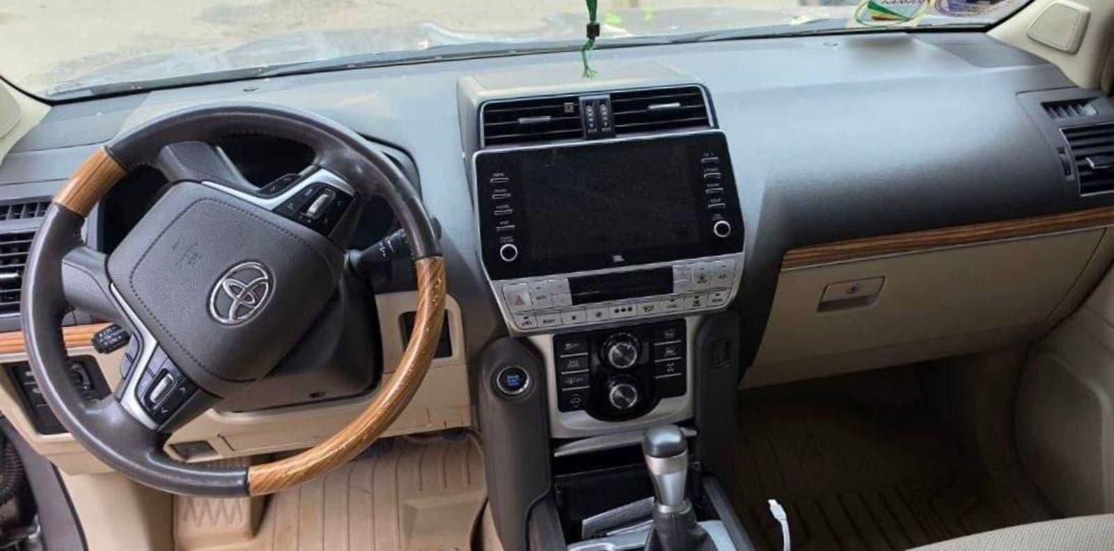 2019 Toyota Land Cruiser Prado โ photo 2
