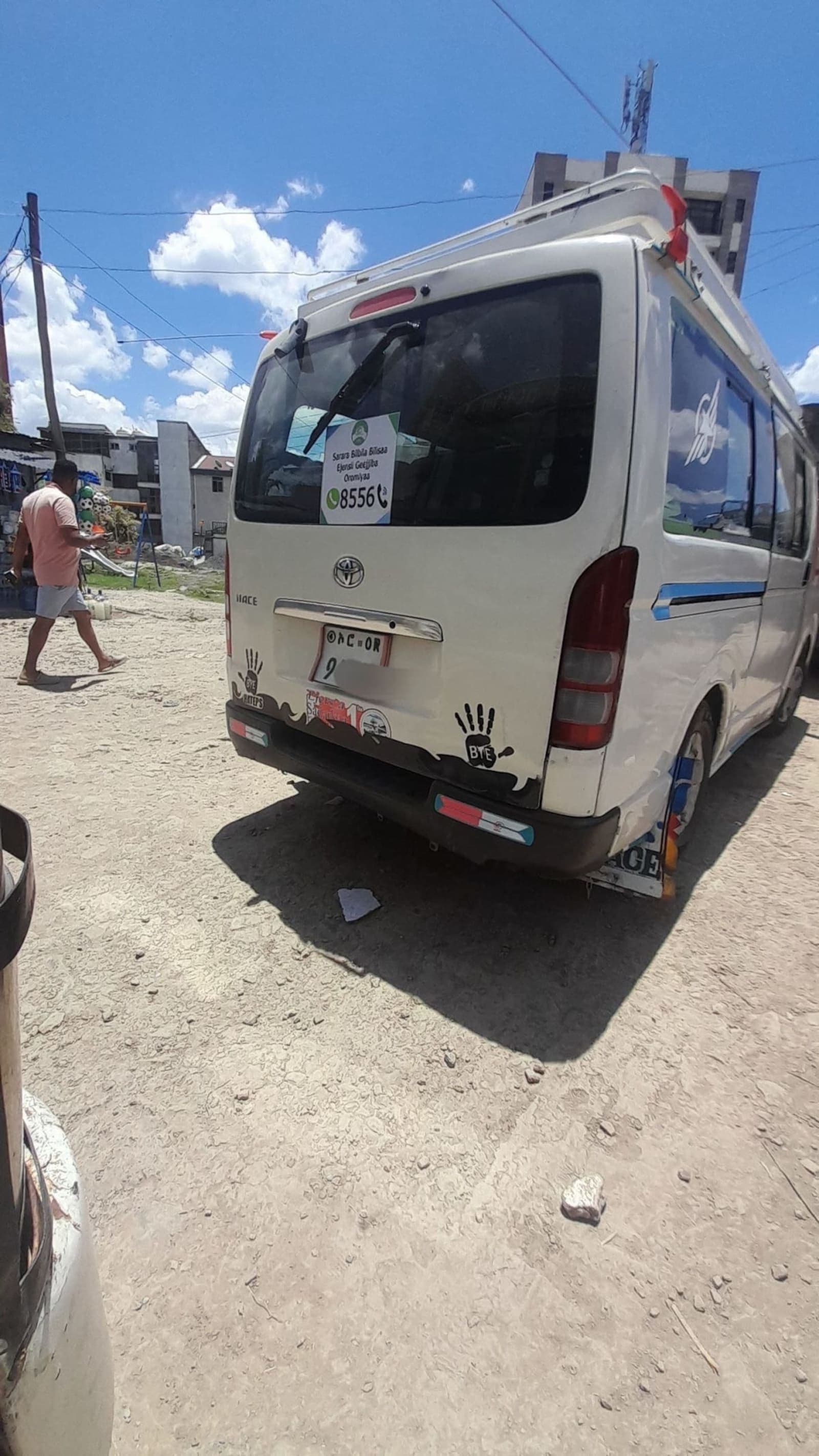 2007 Toyota Abadula — photo 1