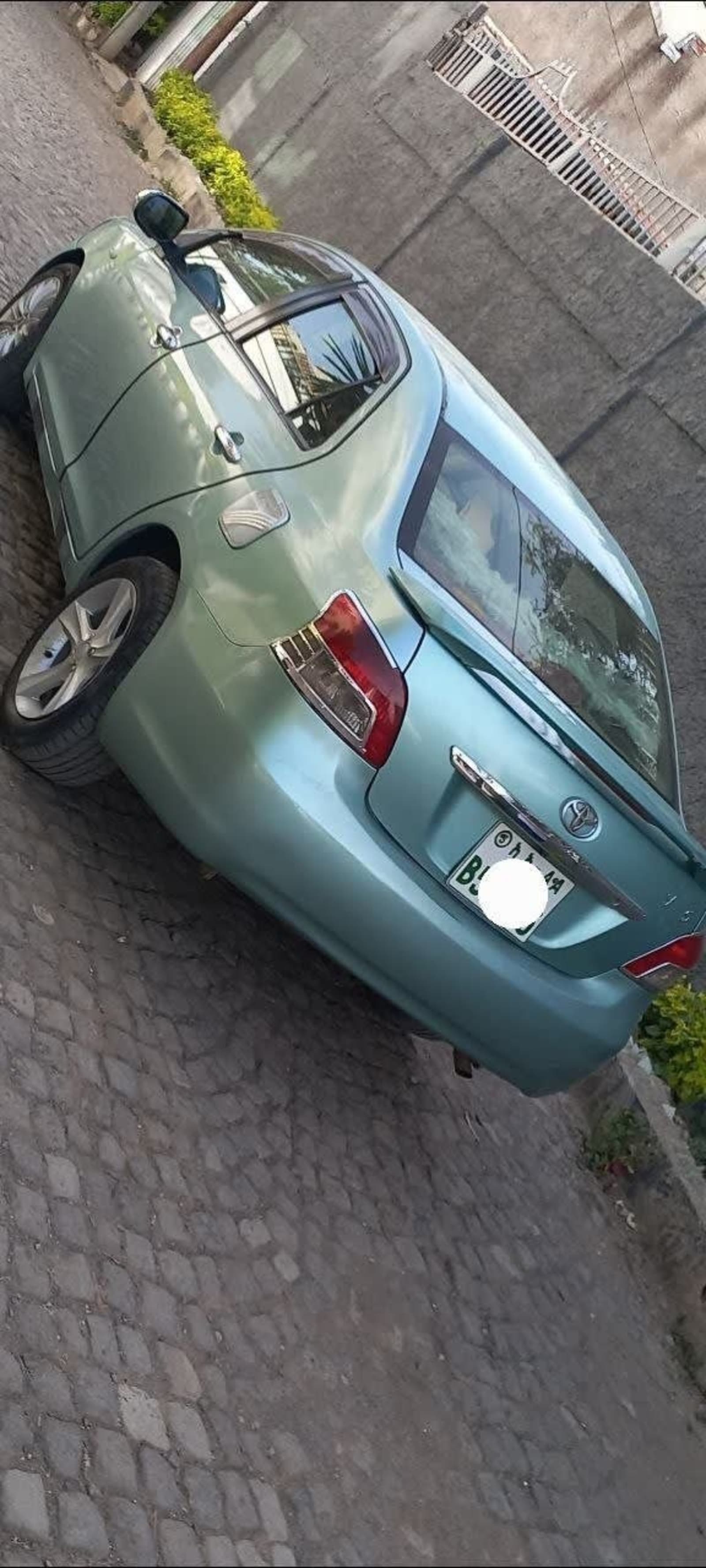 2008 Toyota Belta — photo 3