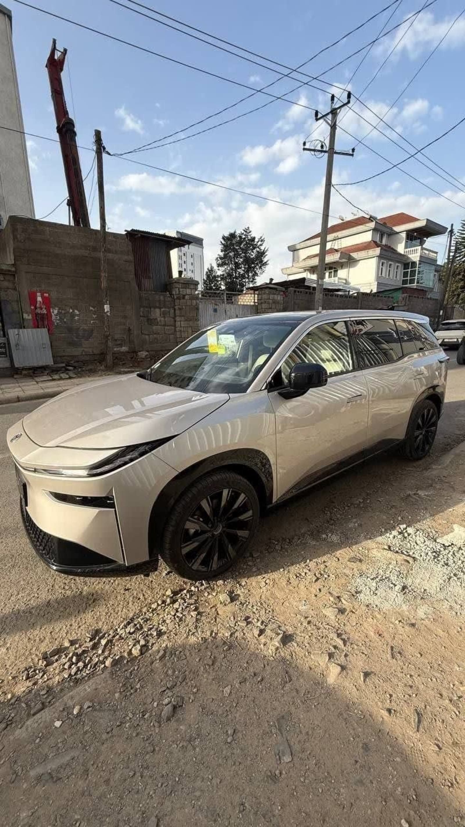 2025 Toyota bZ3X — photo 3