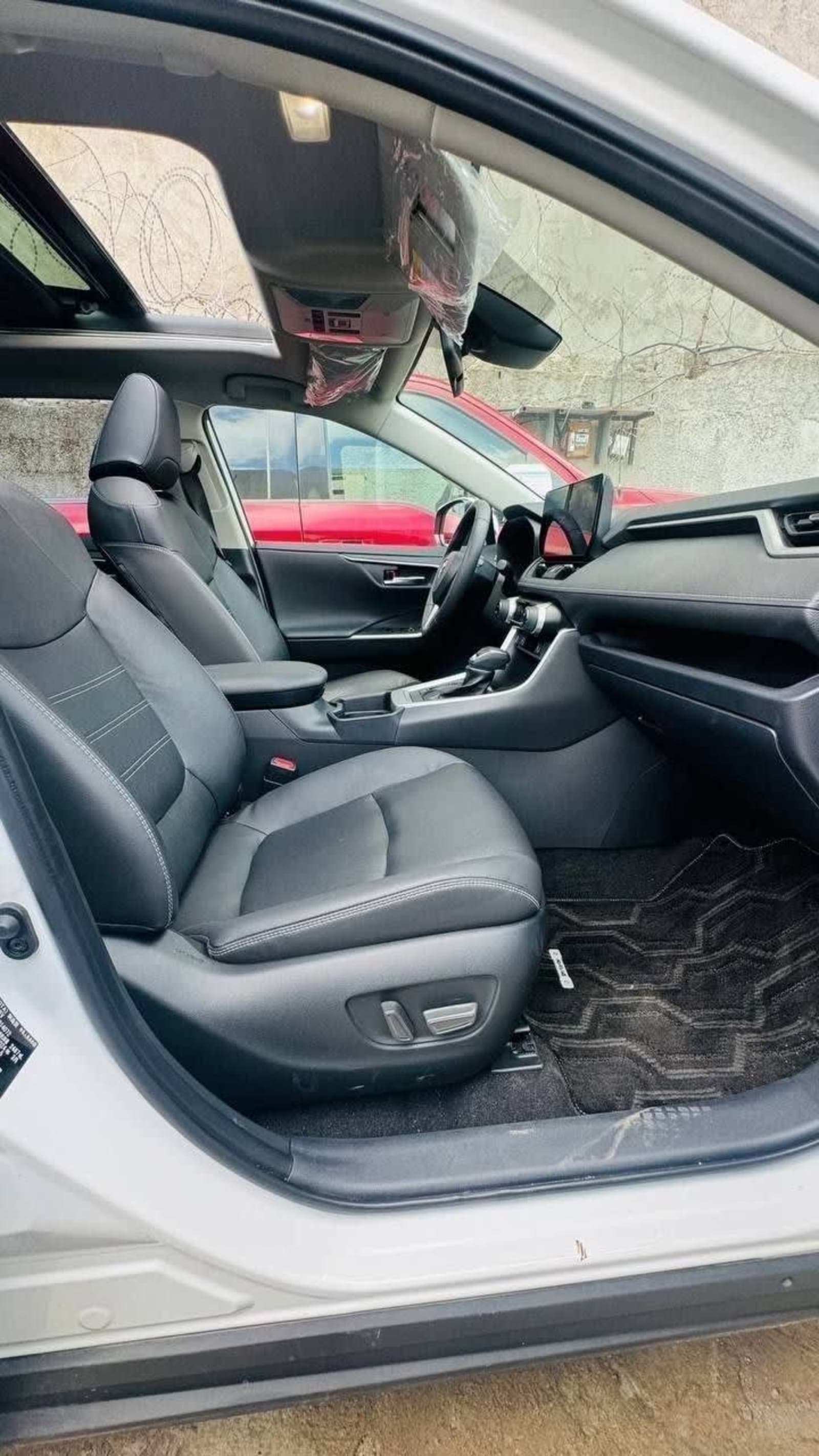 2024 Toyota RAV4 — photo 2