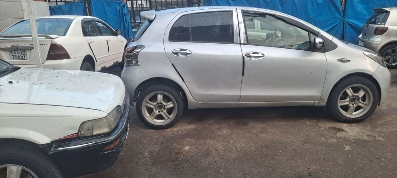 2006 Toyota Yaris — photo 1