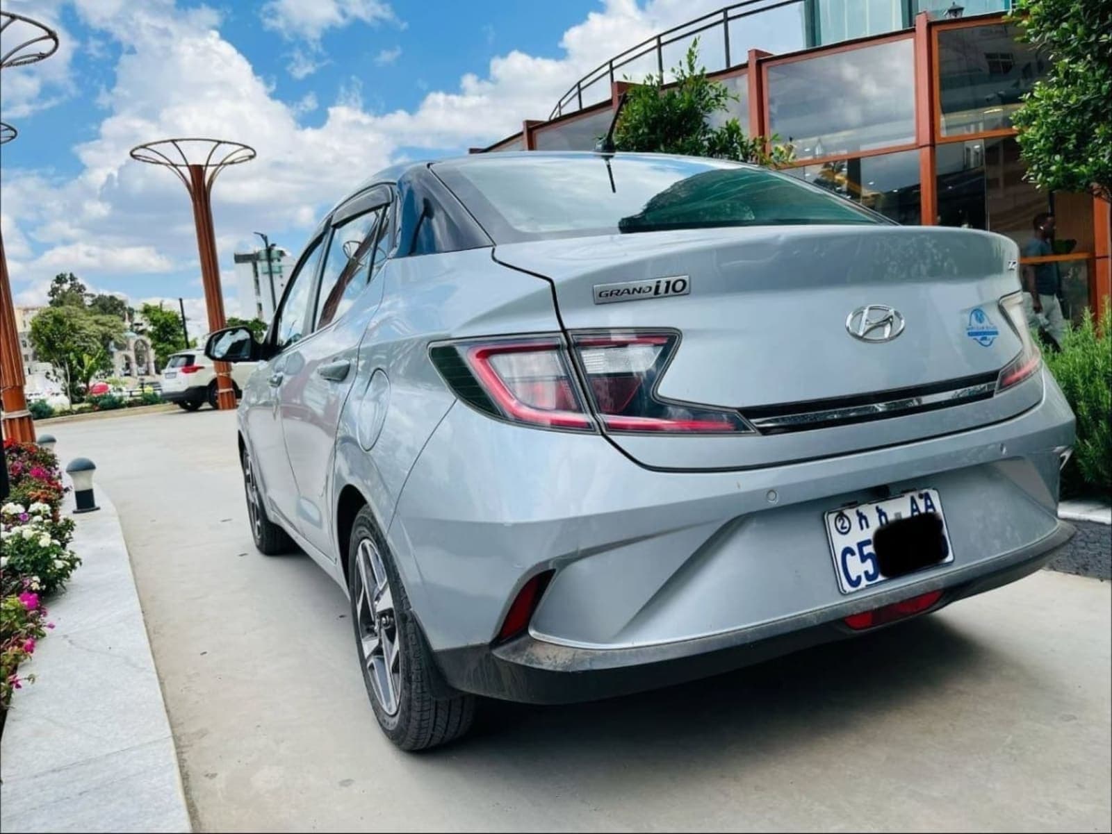 2022 Hyundai Grand i10 — photo 4