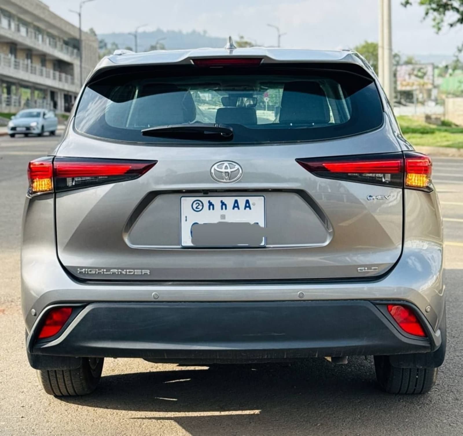 2025 Toyota Highlander — photo 3