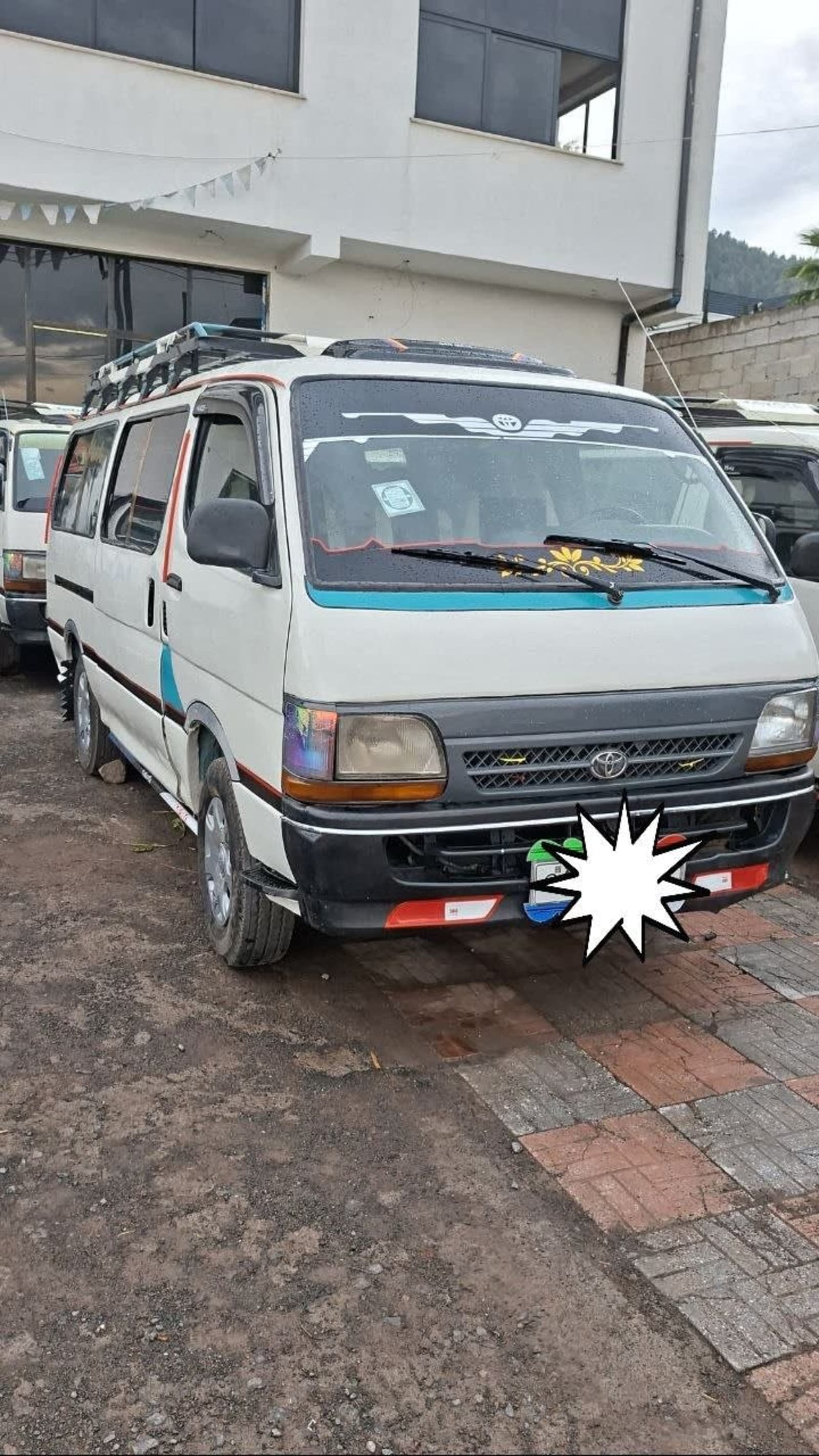 2004 Toyota 5L — photo 1