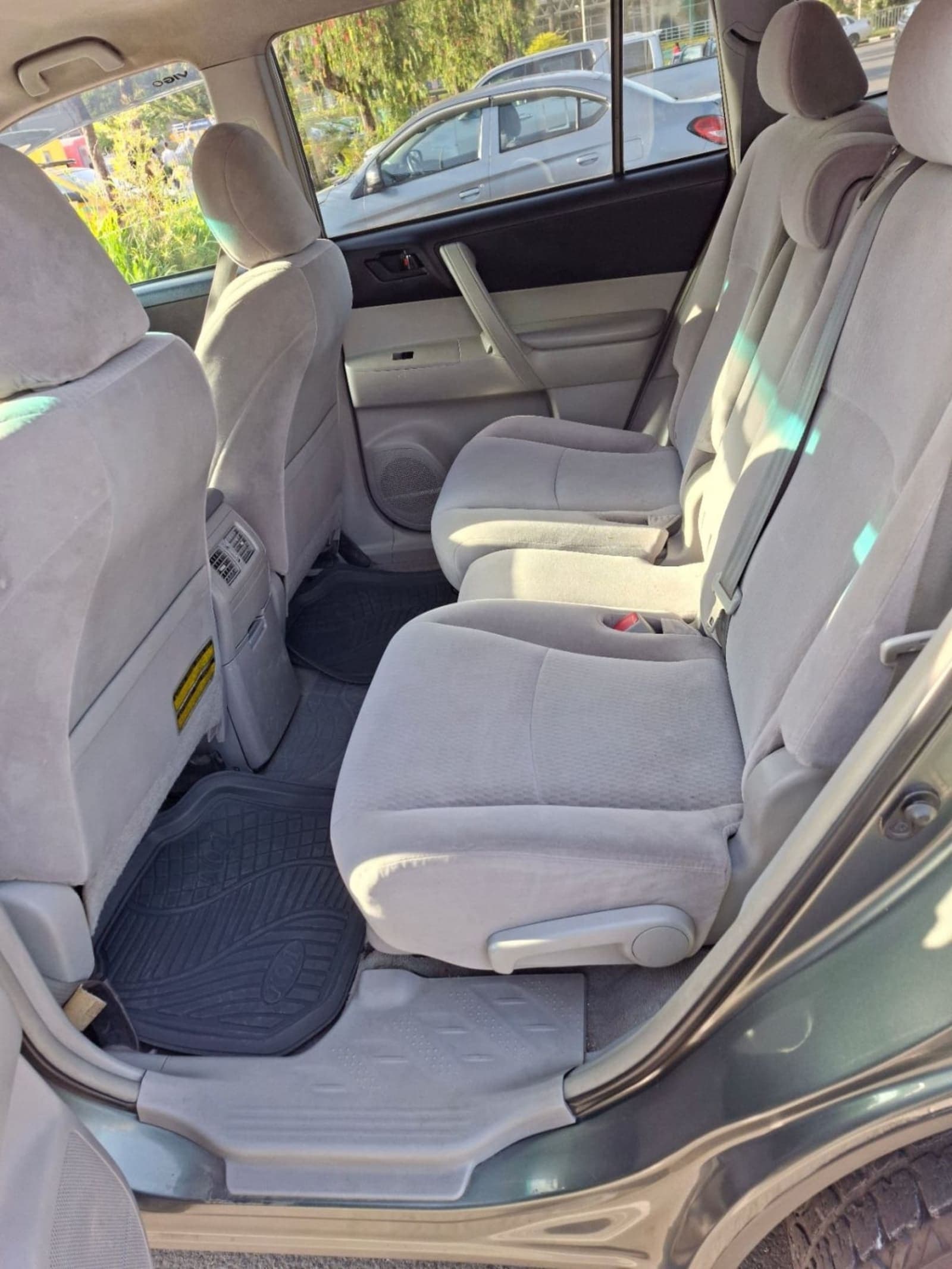 2008 Toyota Highlander — photo 2