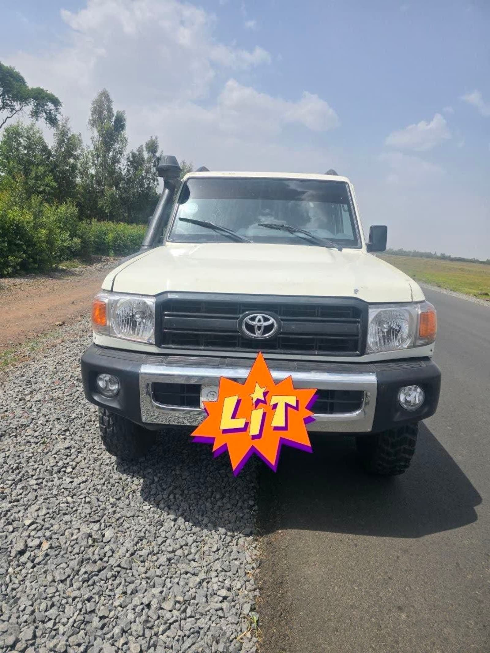 2018 Toyota Land Cruiser Mark II Double Cab โ photo 2