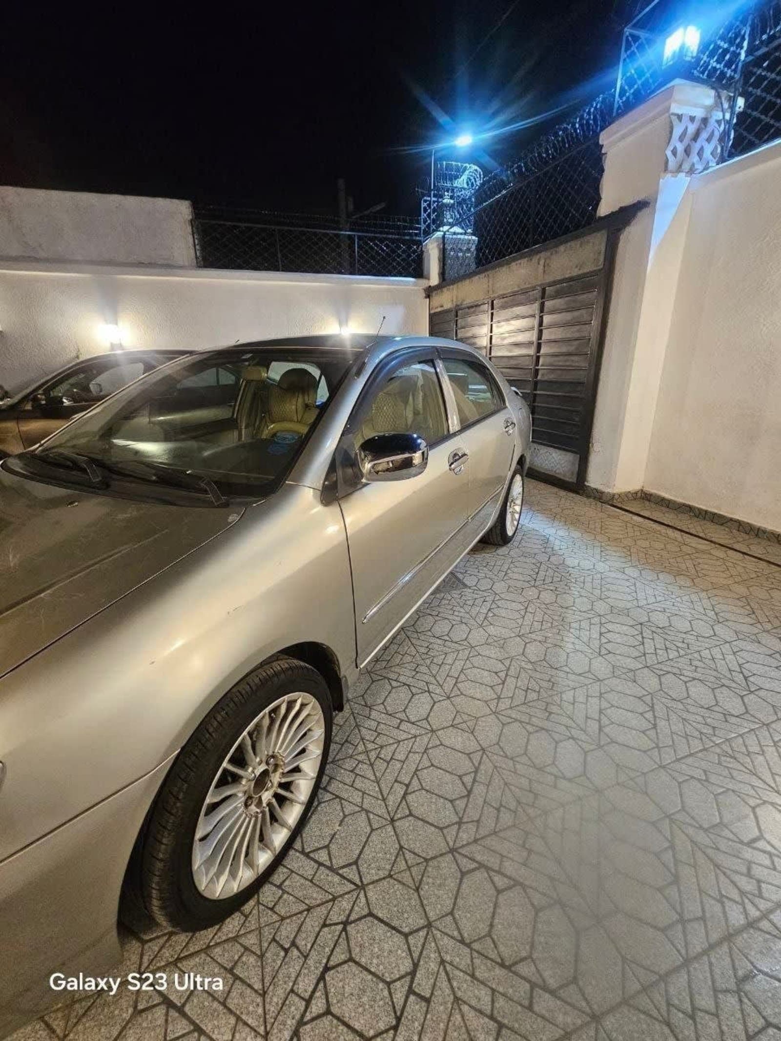 2003 Toyota NZE — photo 4