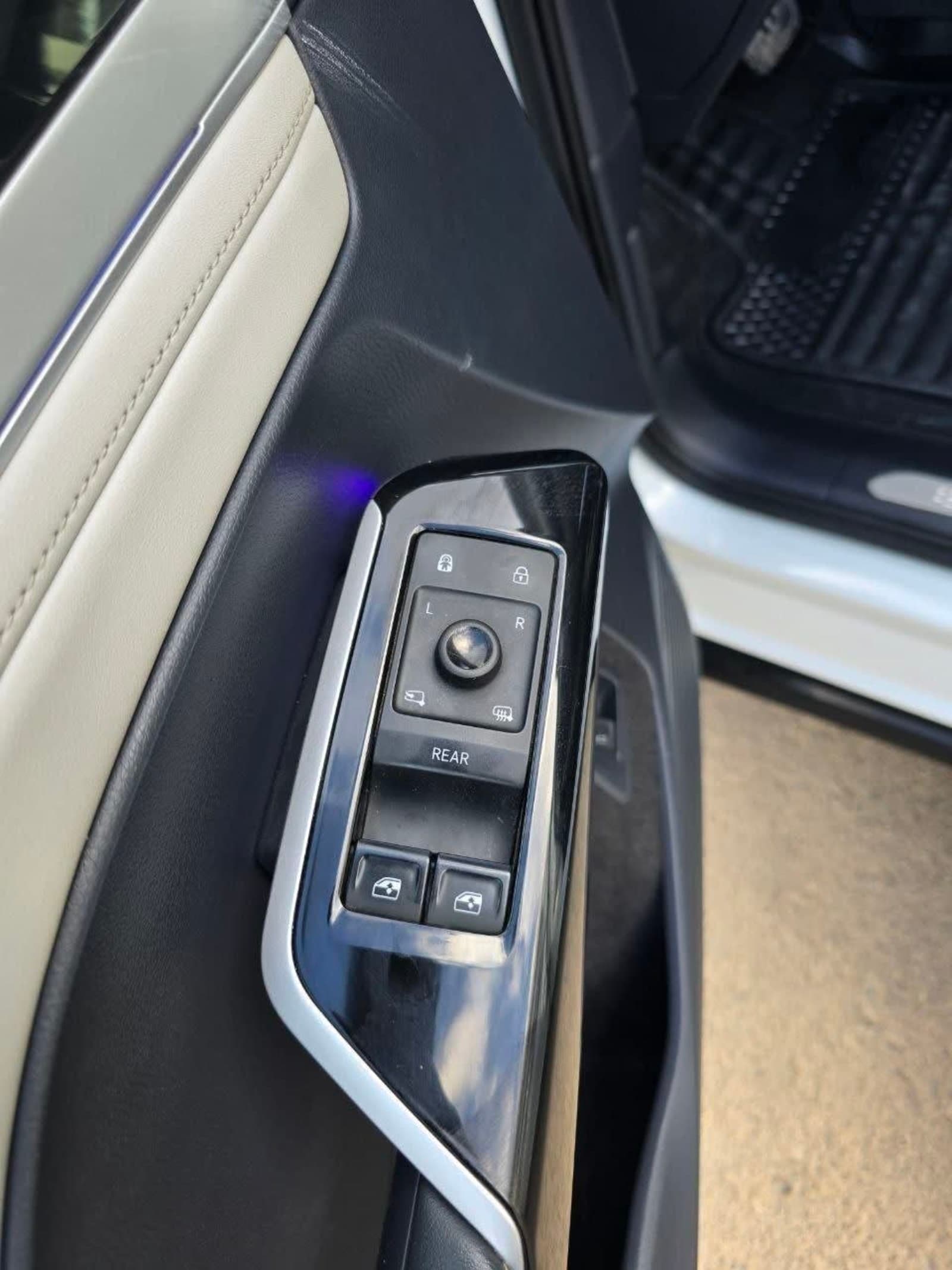 2024 VOLKSWAGEN ID.6 Crozz Pro EV — photo 5