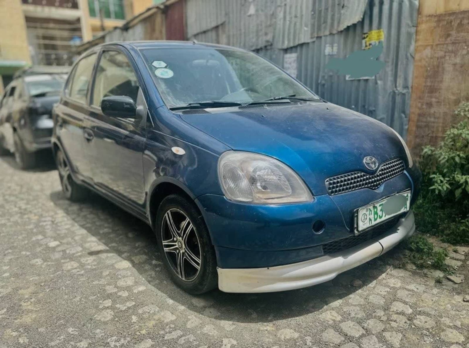 2000 Toyota Vitz Yaris — photo 2