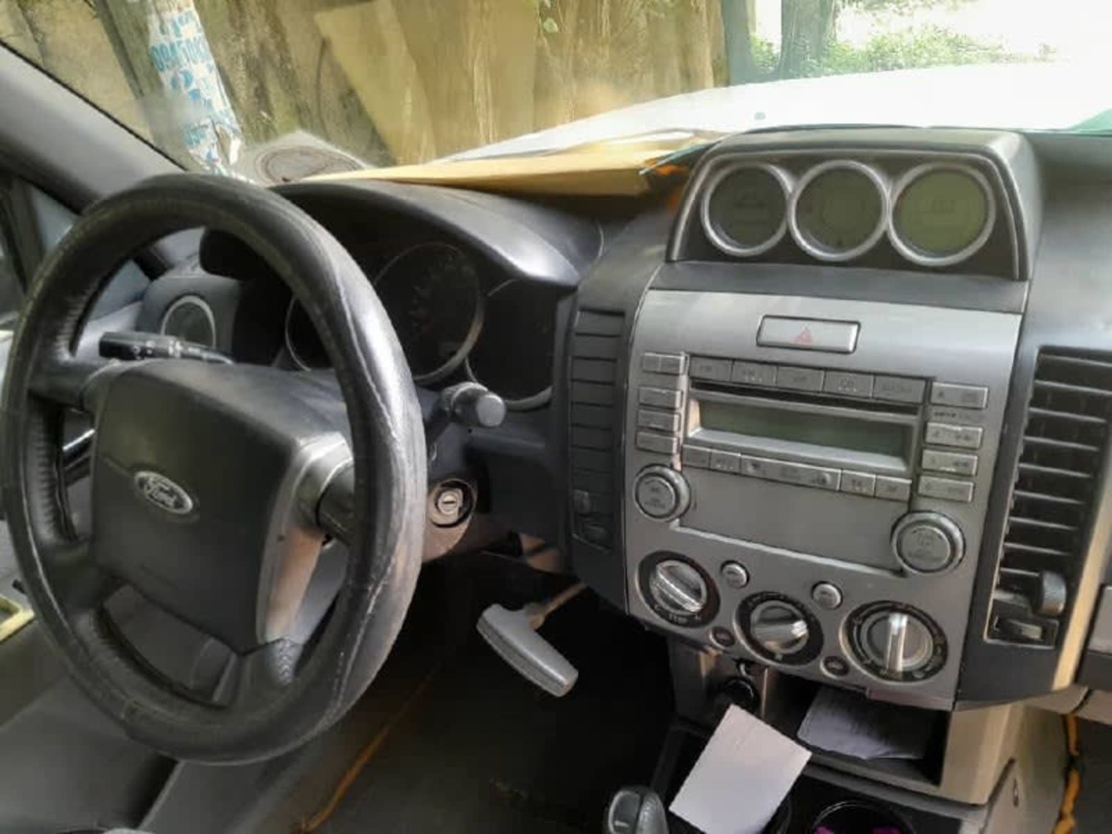 Ford Ranger Double Cab — photo 2