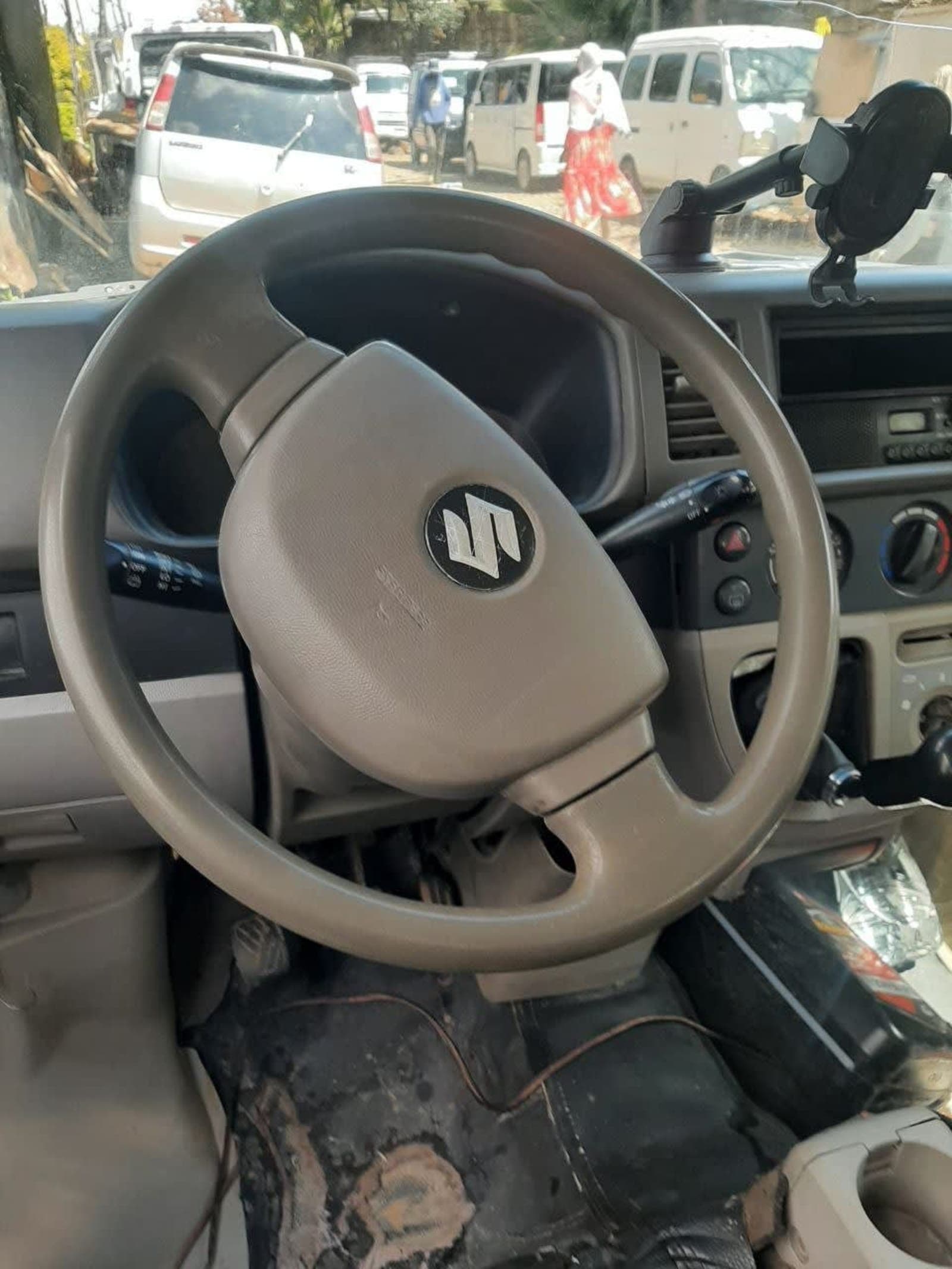 2012 Suzuki Every — photo 2