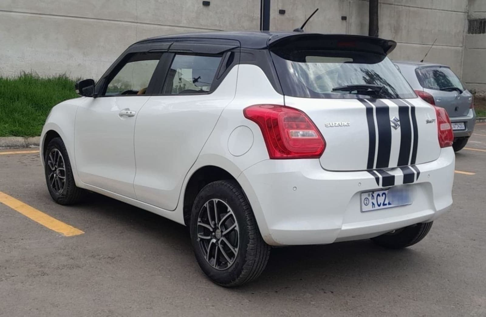 2022 Suzuki Swift — photo 3