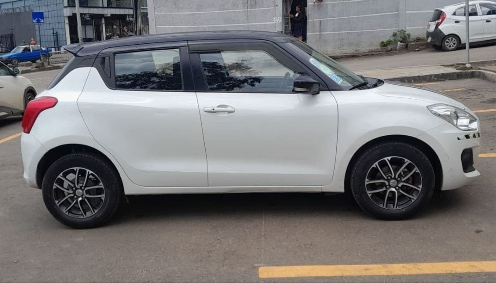 2022 Suzuki Swift — photo 7