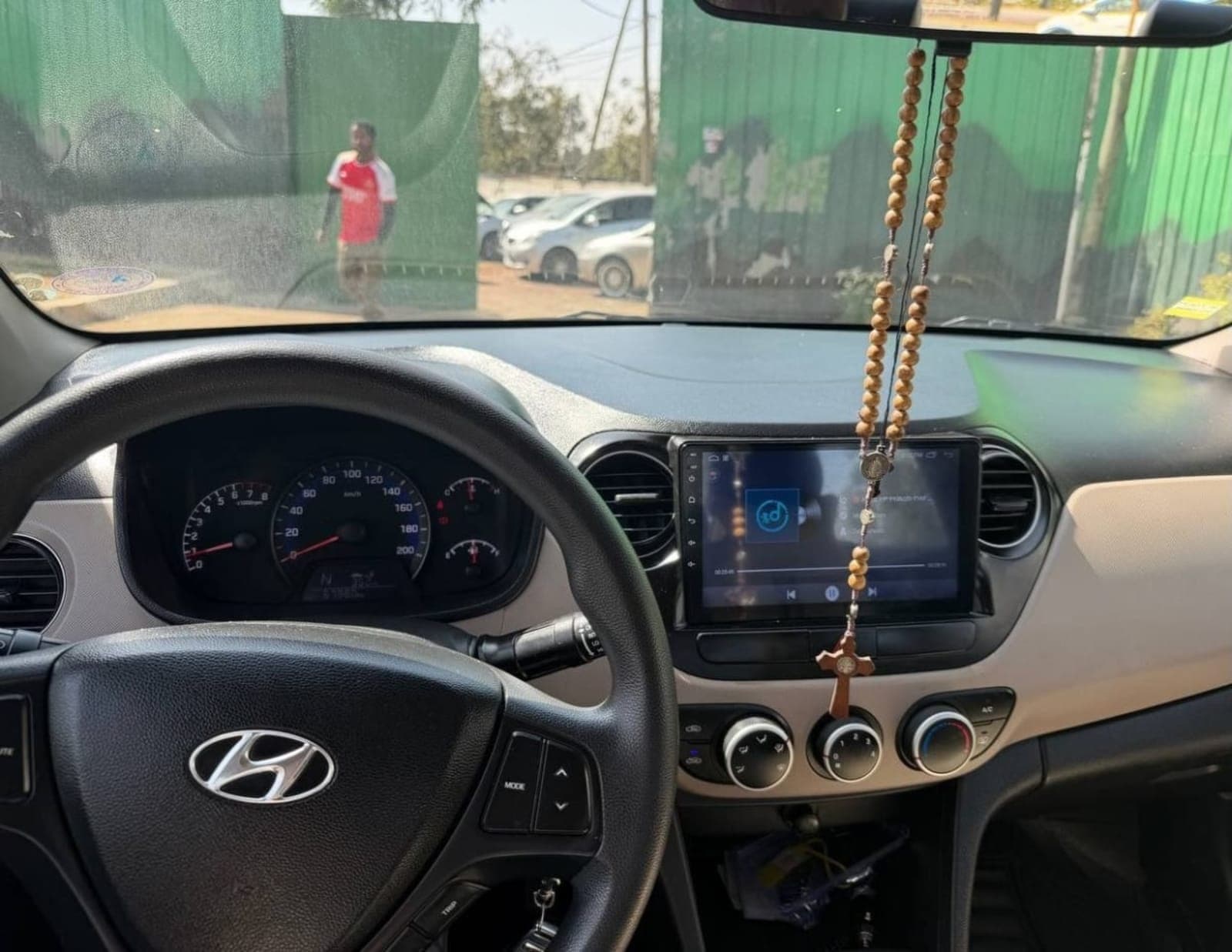 2020 Hyundai Grand i10 — photo 3