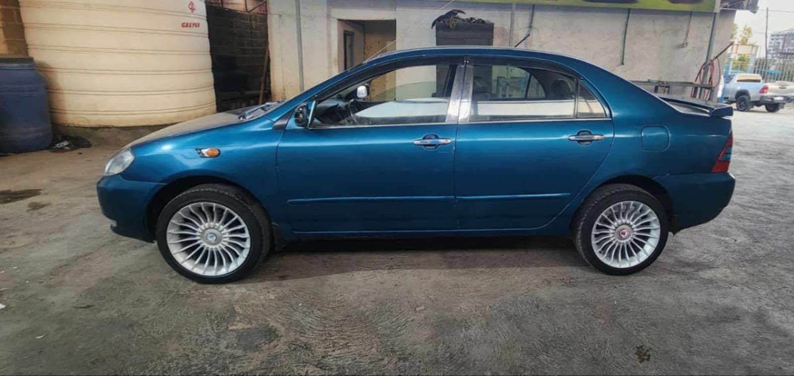 2001 Toyota Corolla — photo 6
