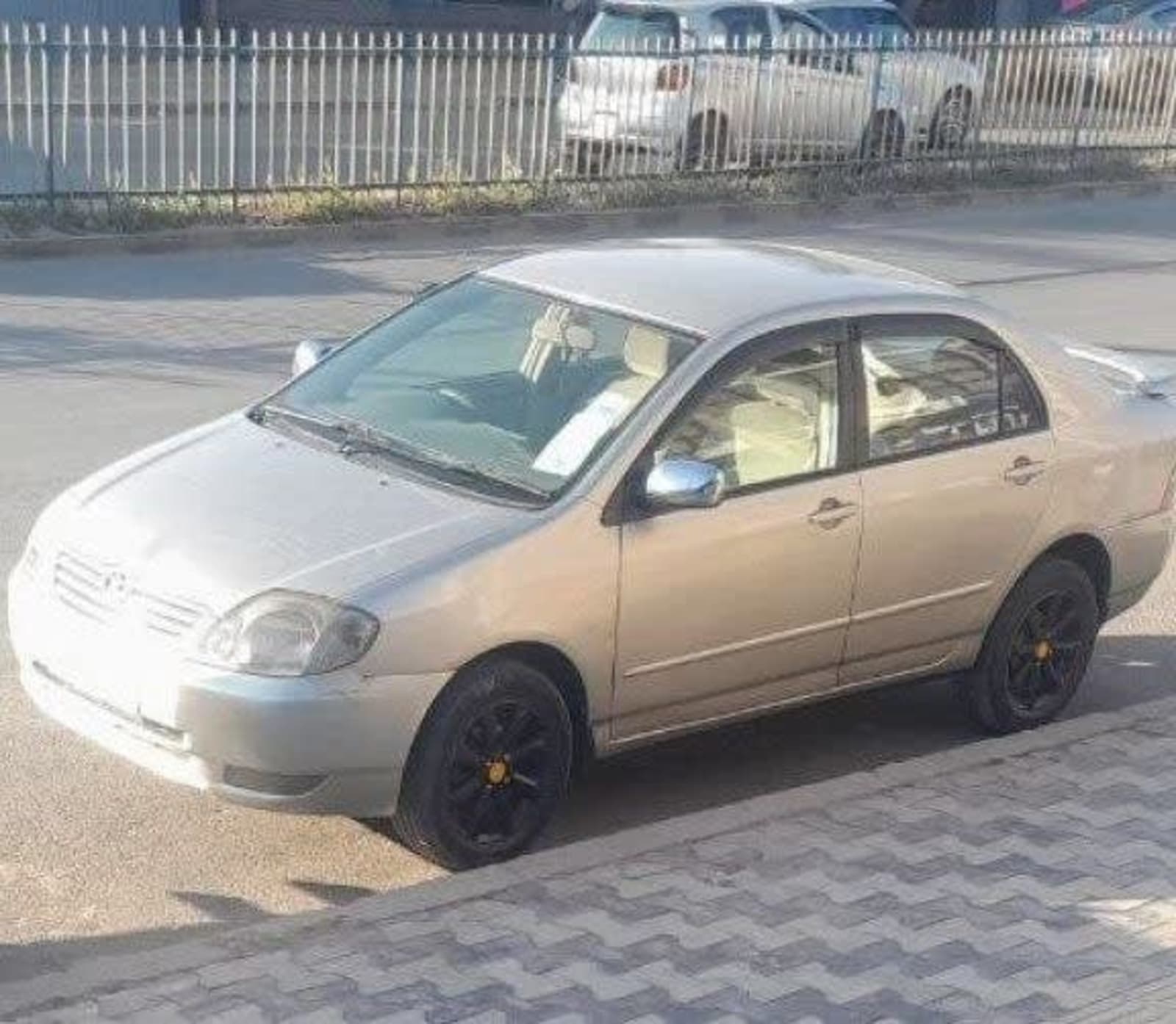 2003 Toyota Corolla — photo 2