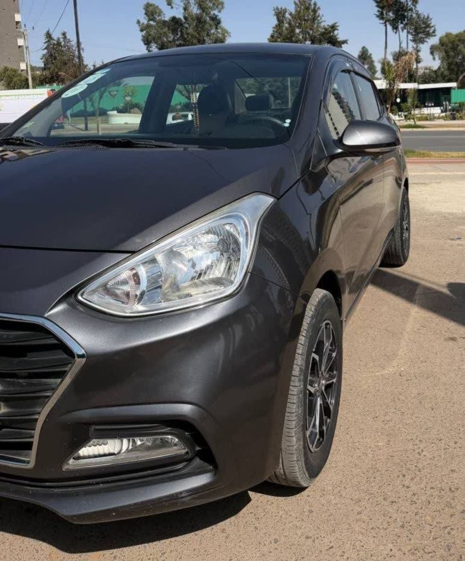 2020 Hyundai Grand i10 — photo 2