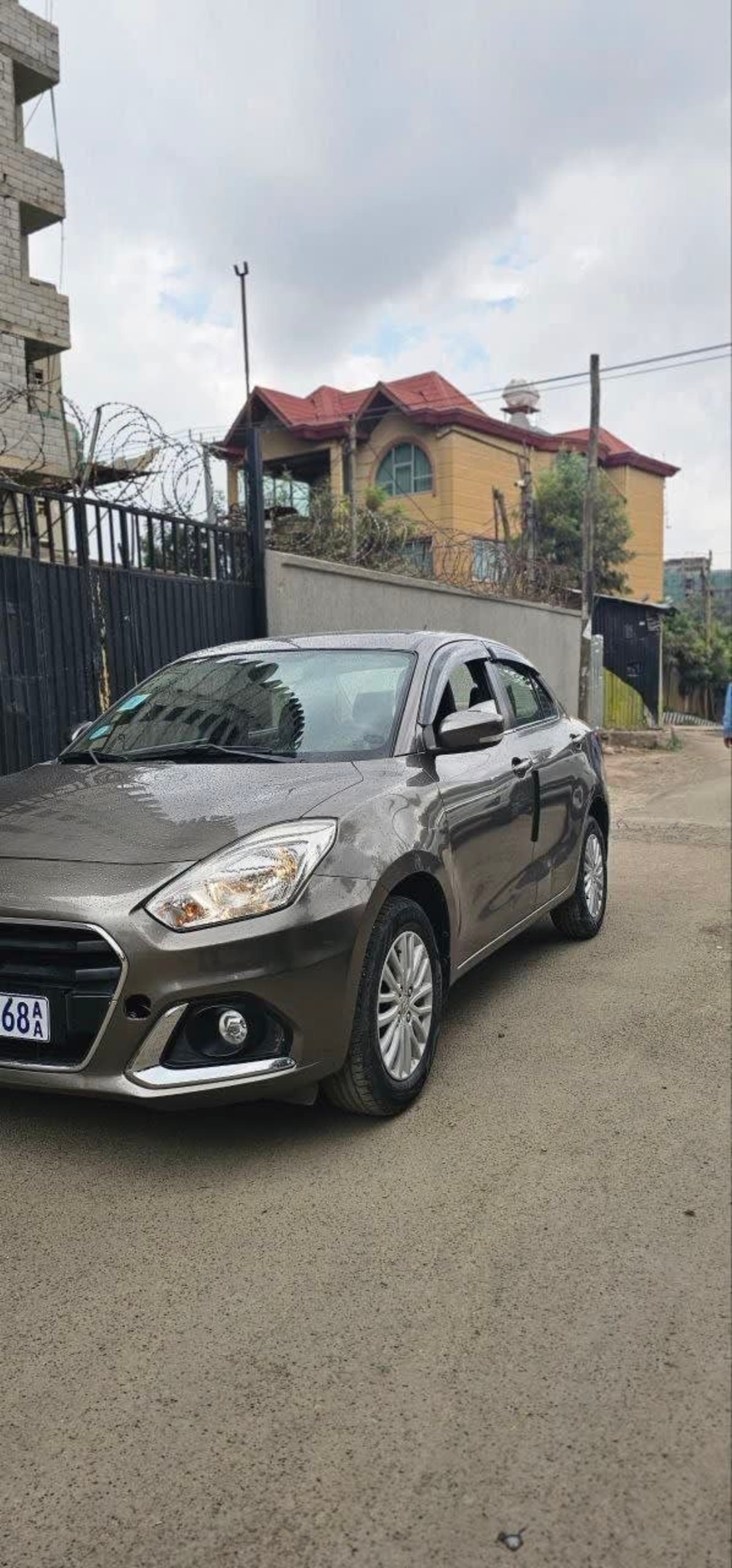 2022 Suzuki Dzire — photo 1