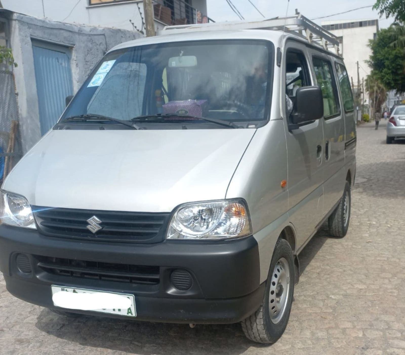 2024 Suzuki Ecco — photo 4