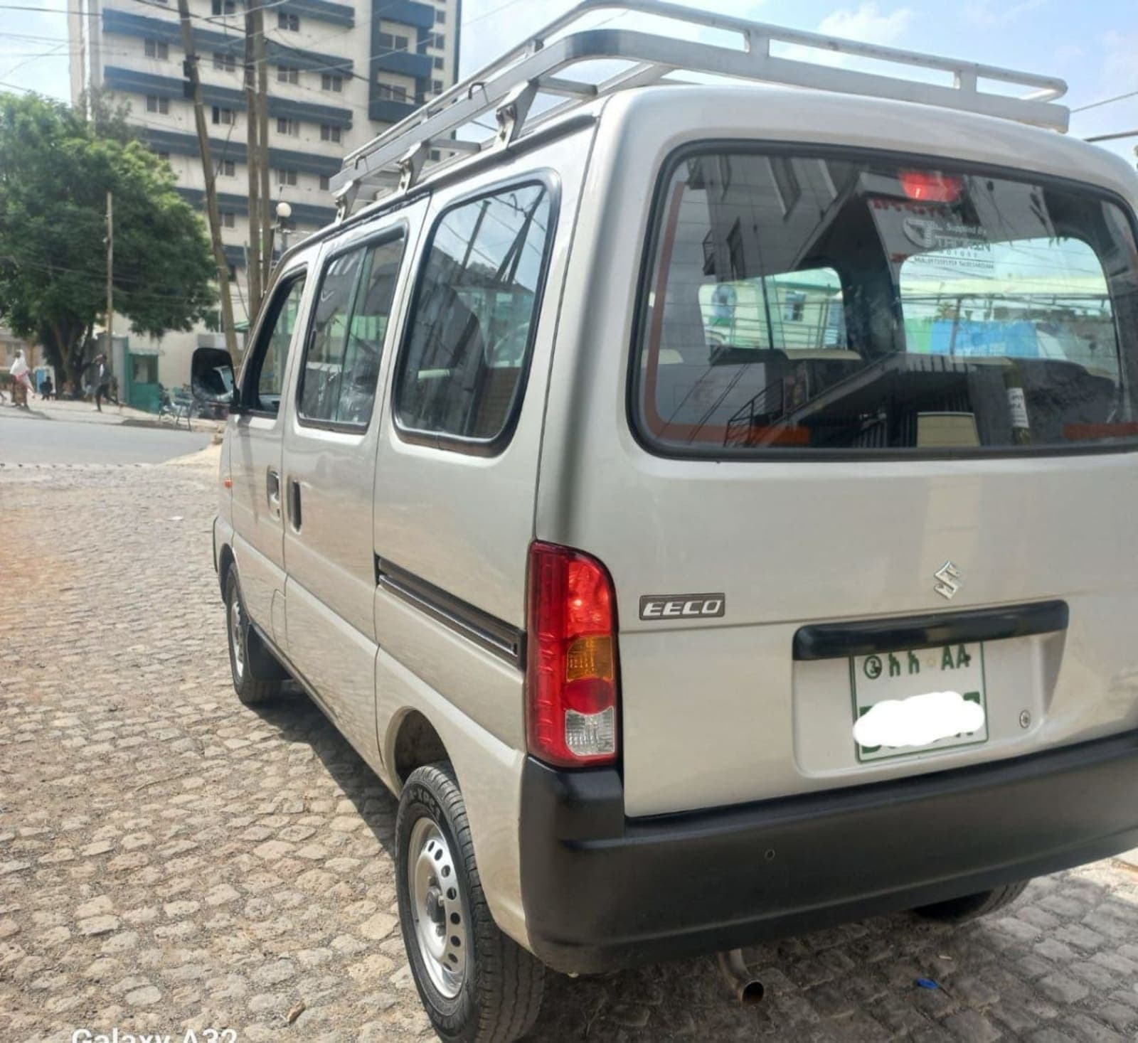 2024 Suzuki Ecco — photo 5