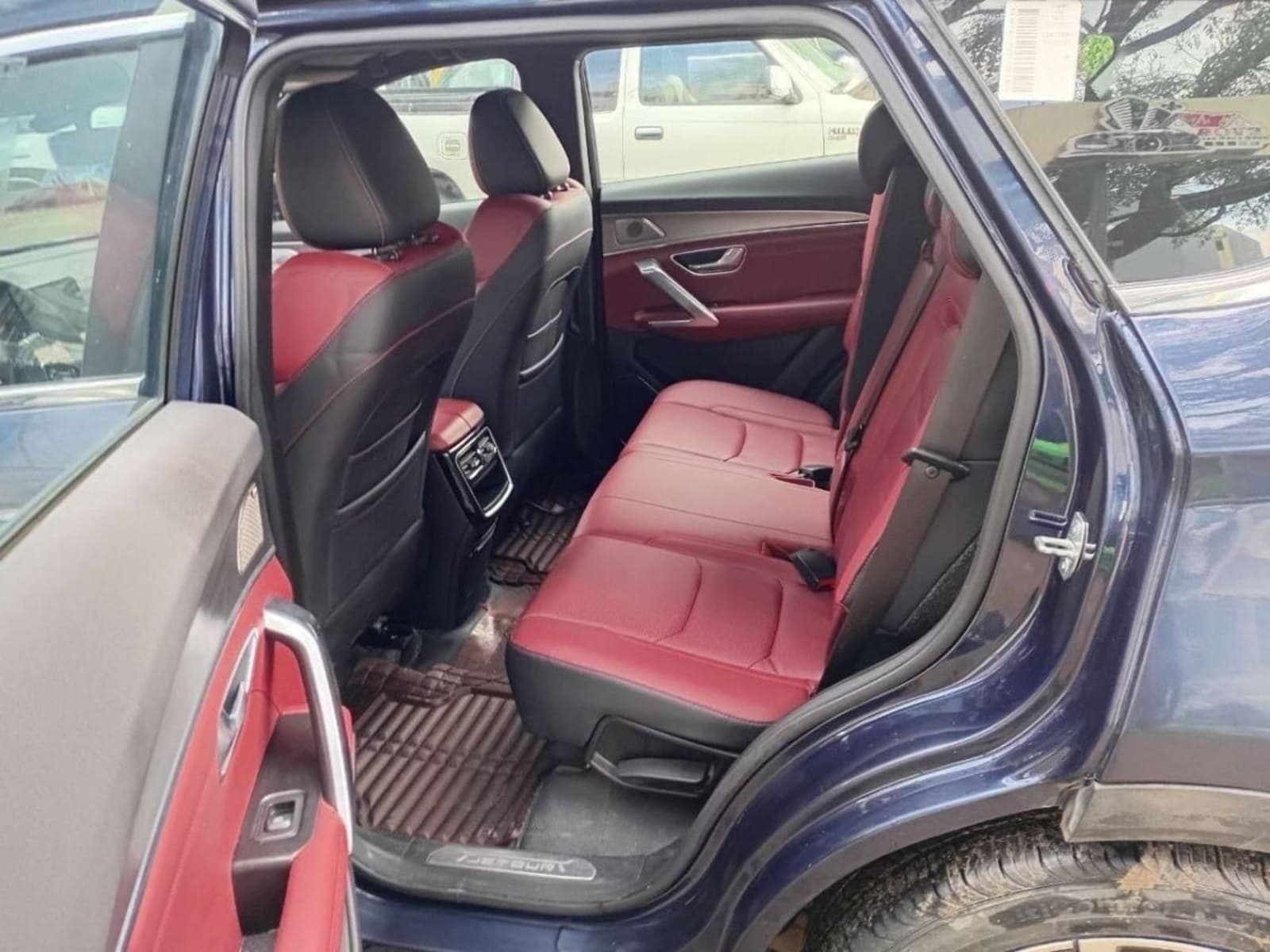 2022 JETOUR X70 Plus — photo 3