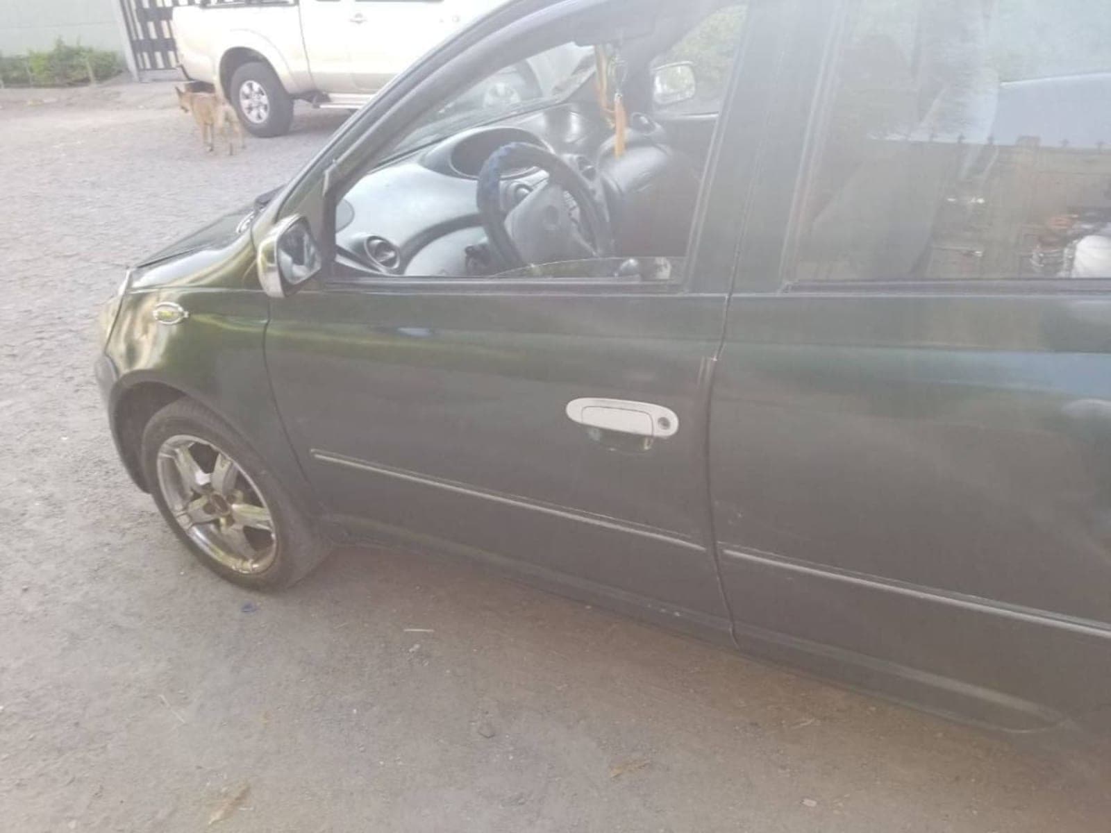 2003 Toyota Vitz Clavia