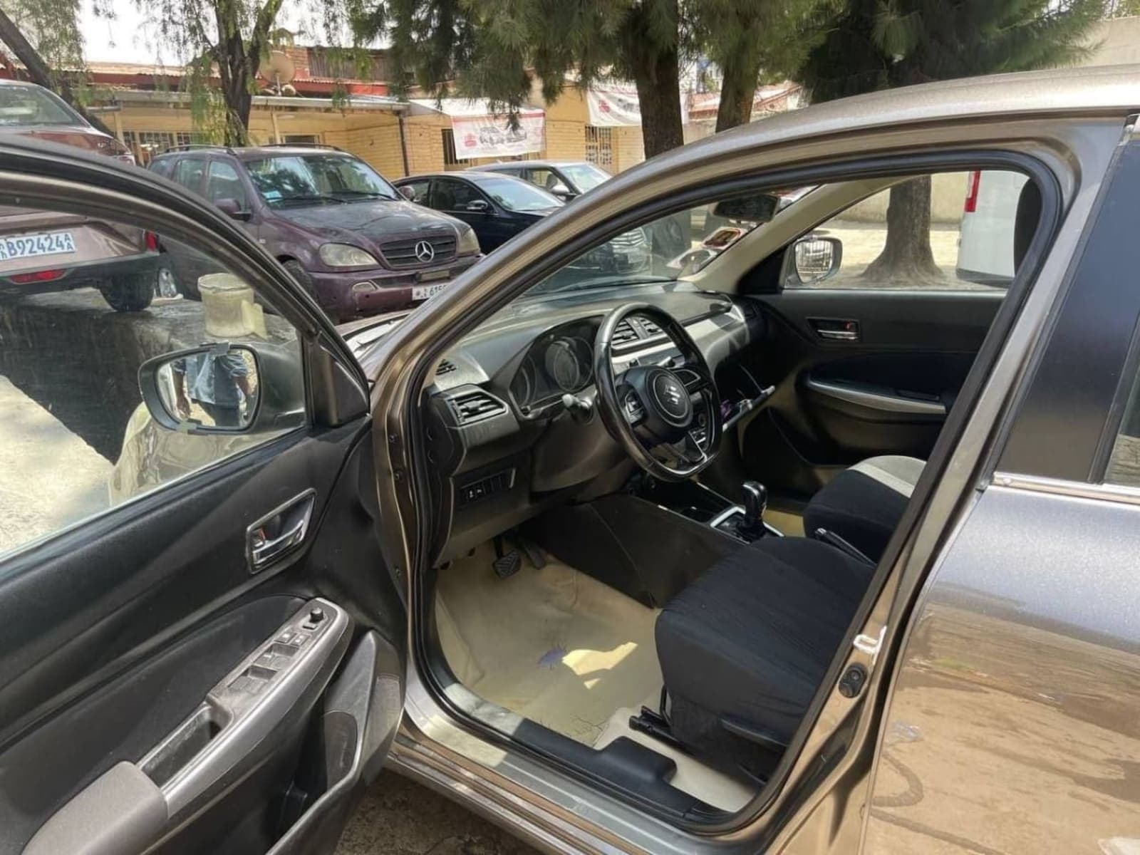 2021 Suzuki Dezire — photo 2