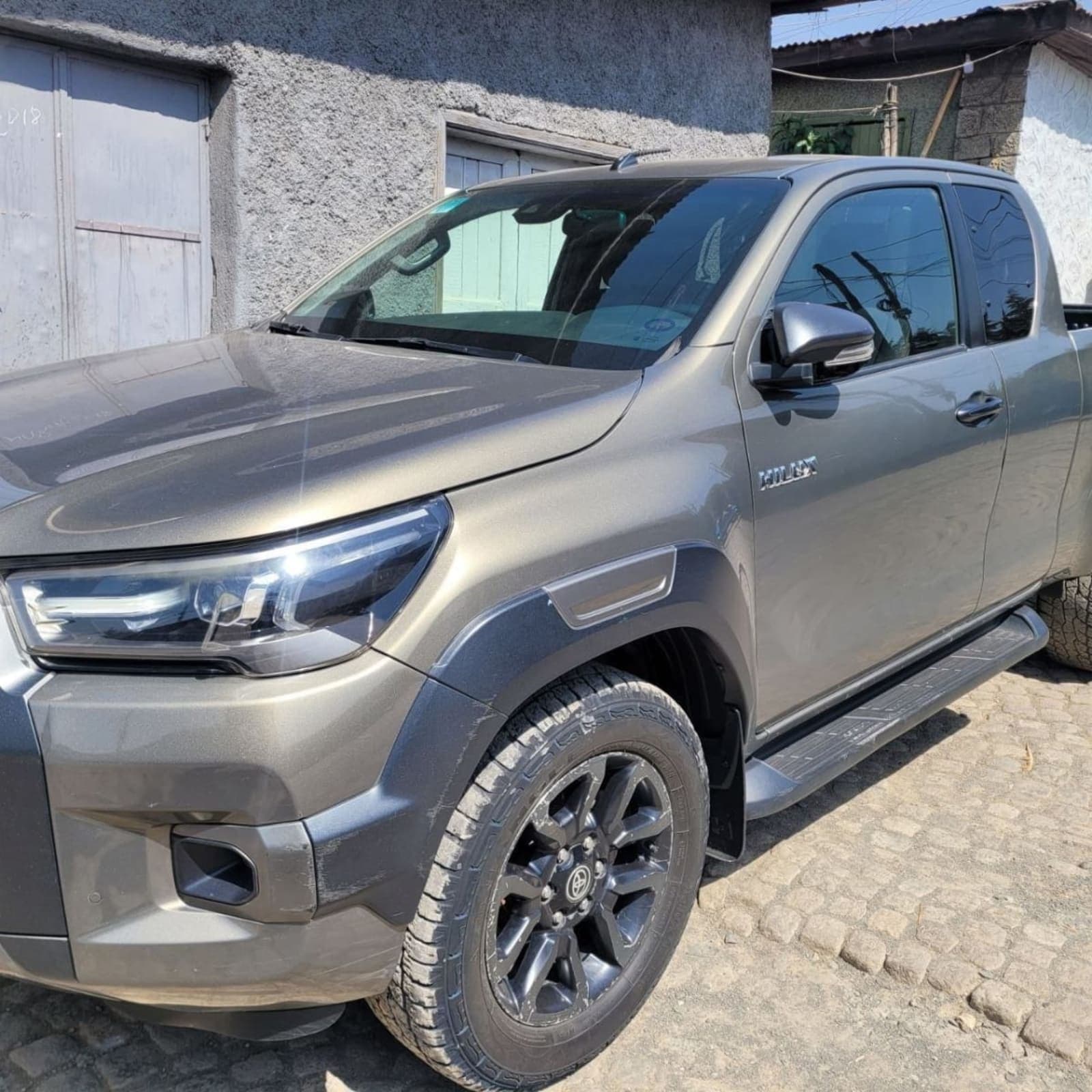 2021 Toyota Invincible — photo 3
