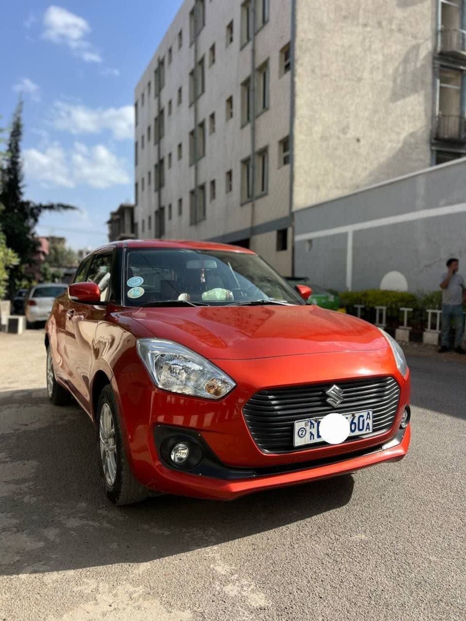 2020 Suzuki Swift — photo 4
