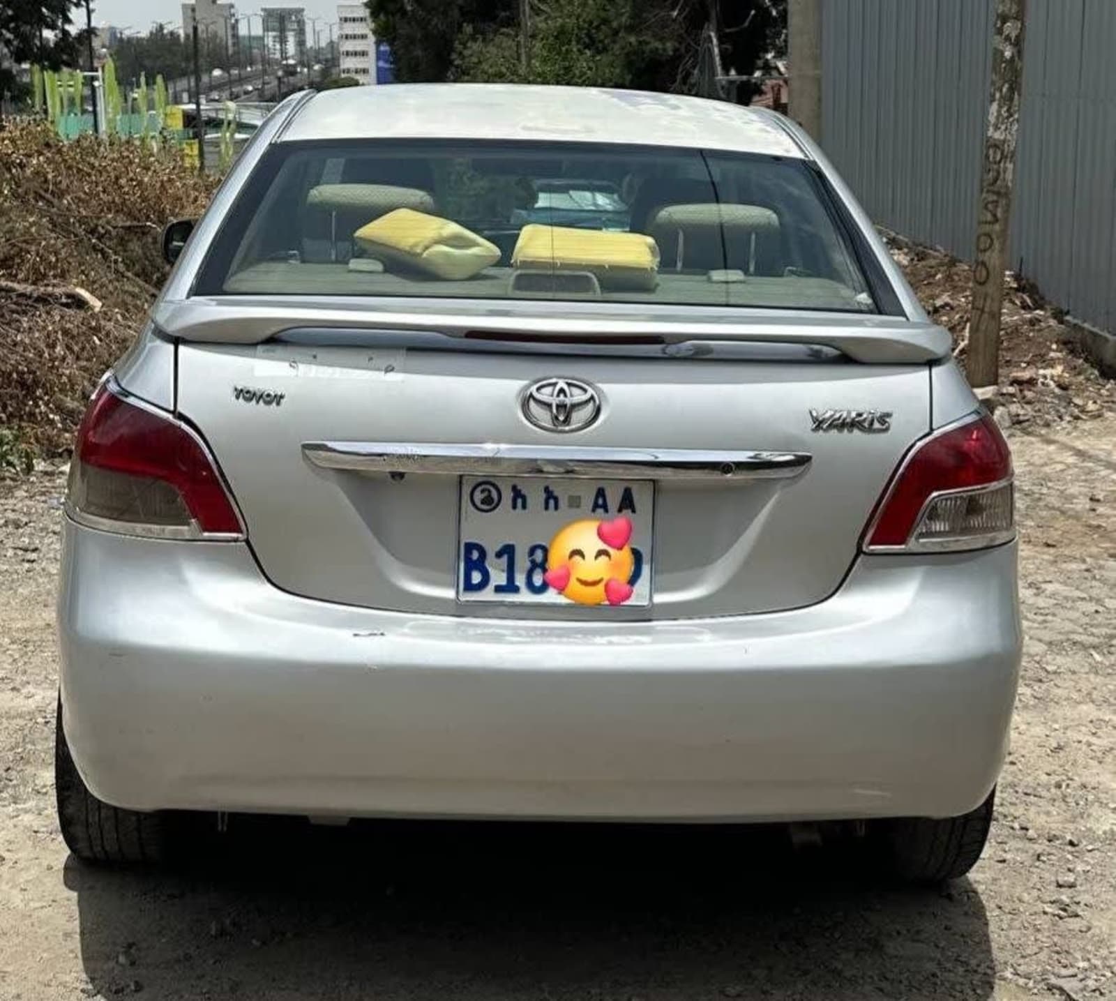 2008 Toyota Yaris Belta — photo 2