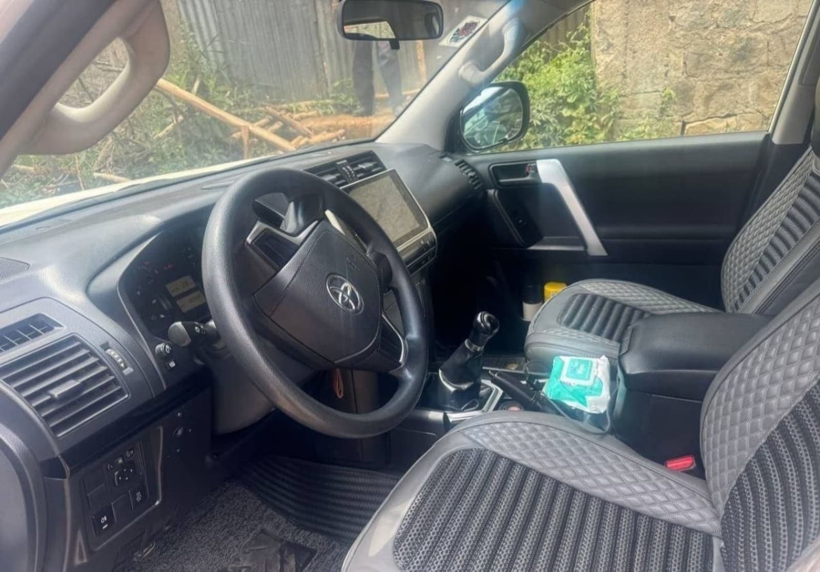 2018 Toyota Land Cruiser Prado — photo 2