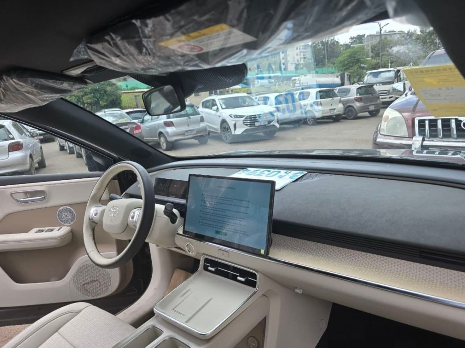 2025 Toyota Bz3x Short Range — photo 4