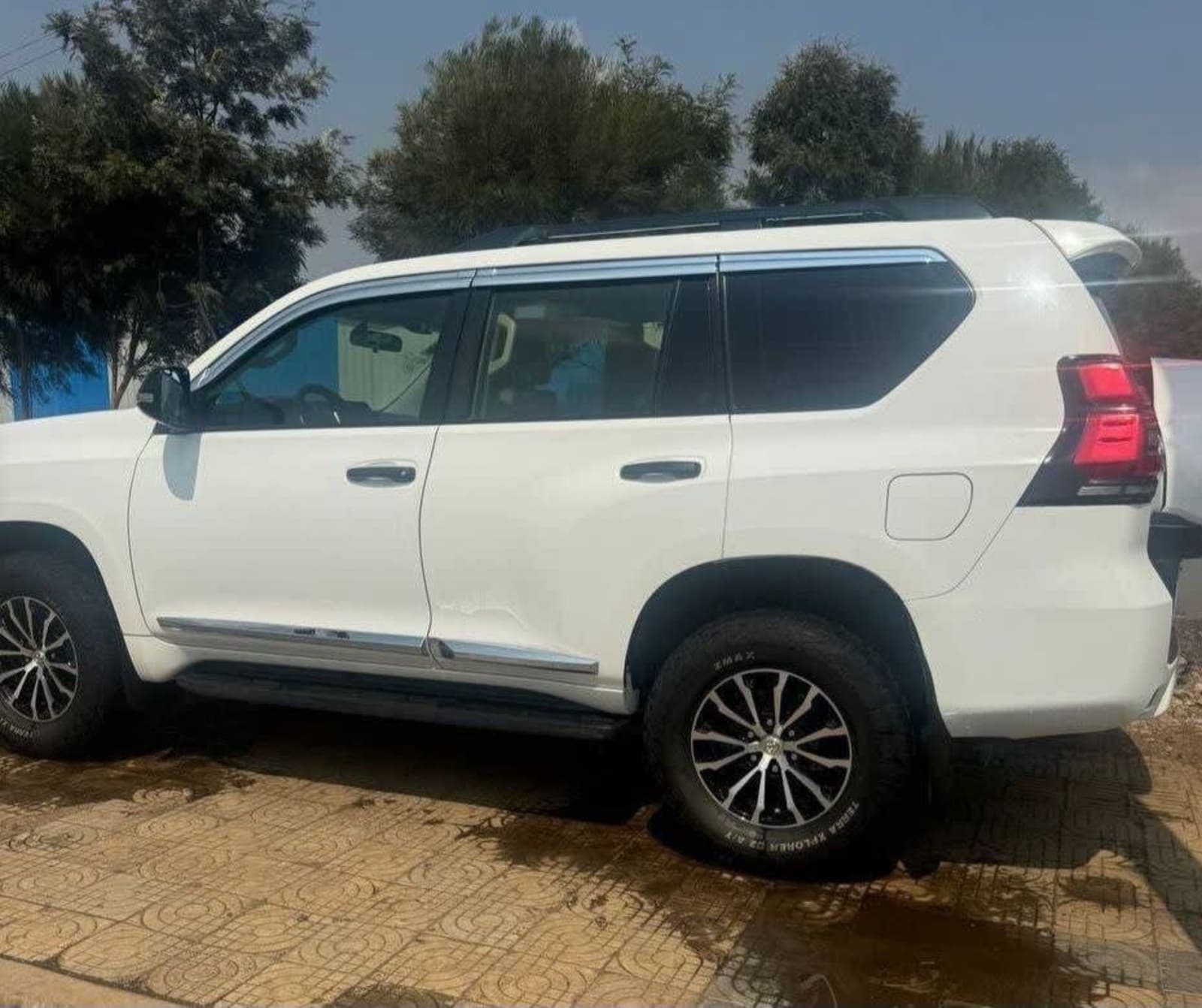 2018 Toyota Landcruiser Prado — photo 4