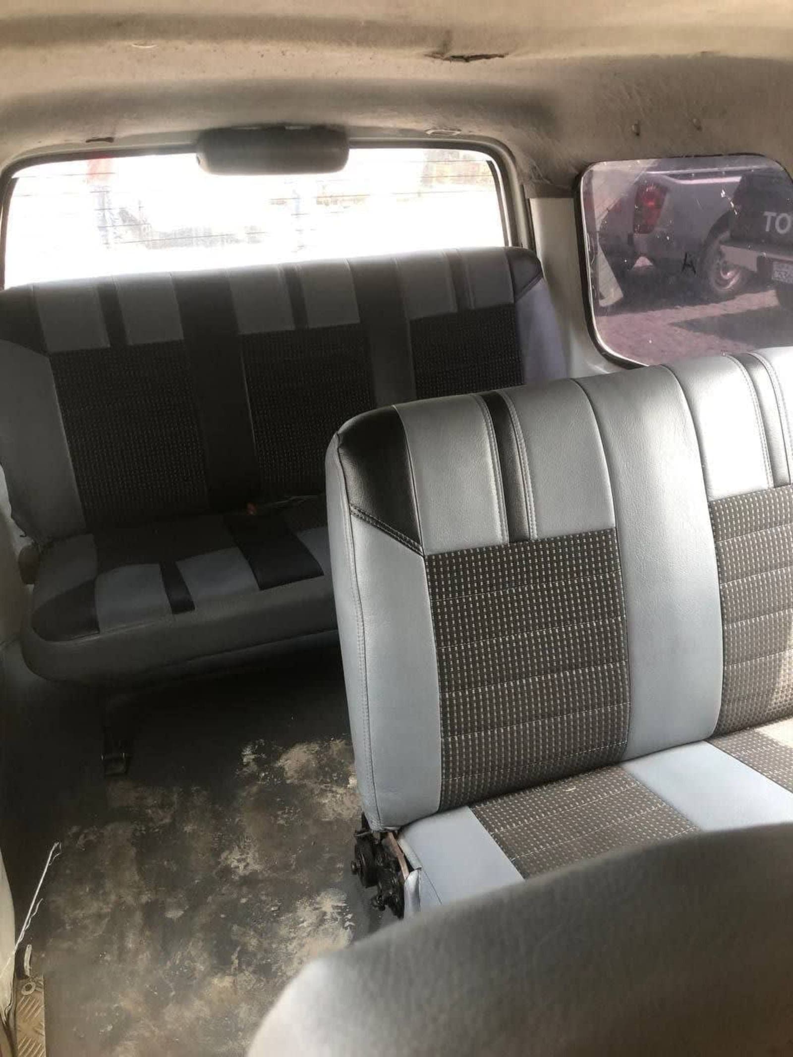2001 Suzuki Carry — photo 2