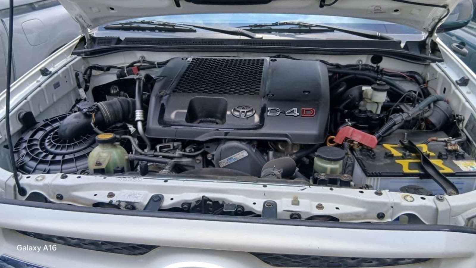 2008 TOYOTA HILUX King-cab — photo 2