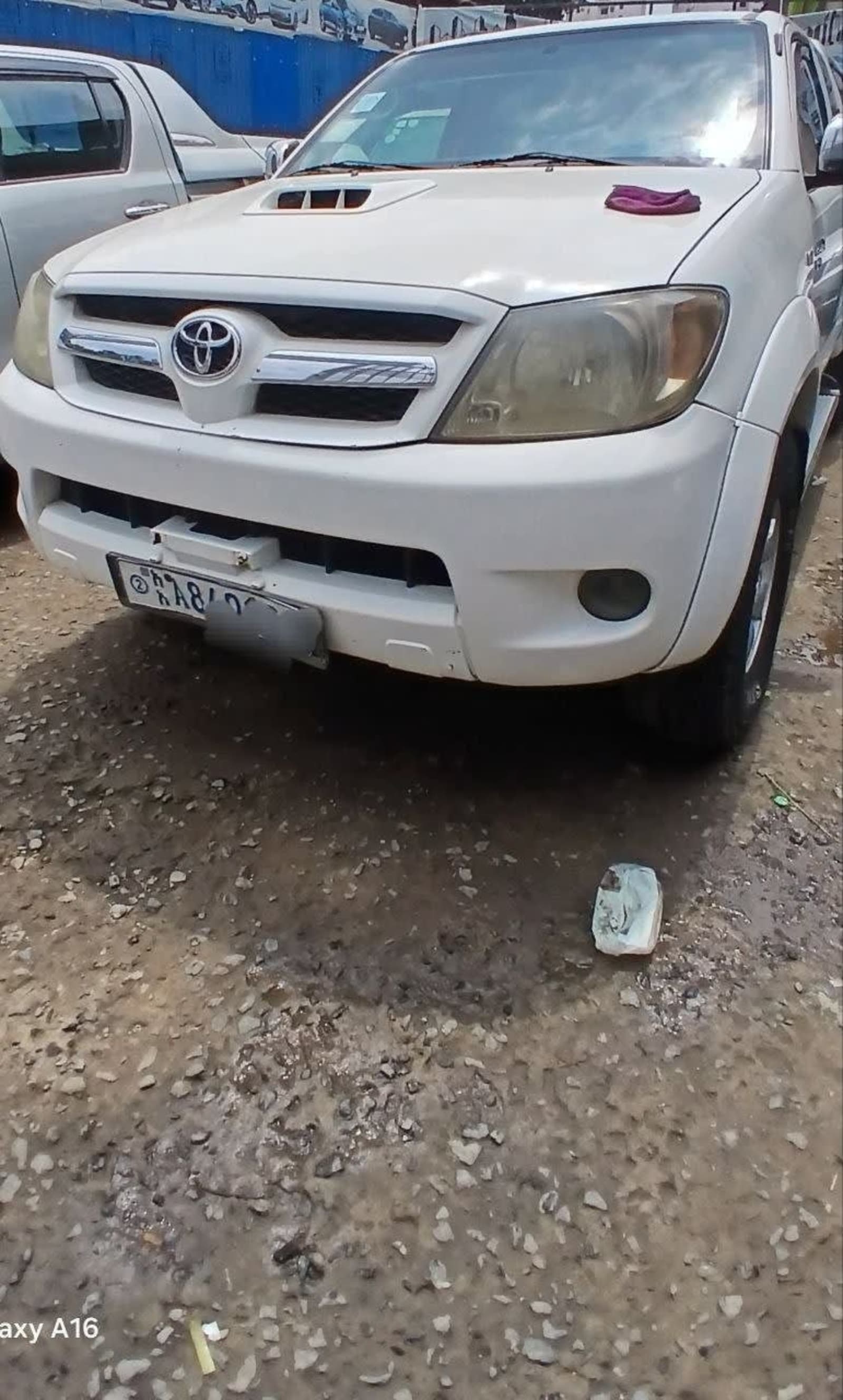 2008 TOYOTA HILUX King-cab — photo 6