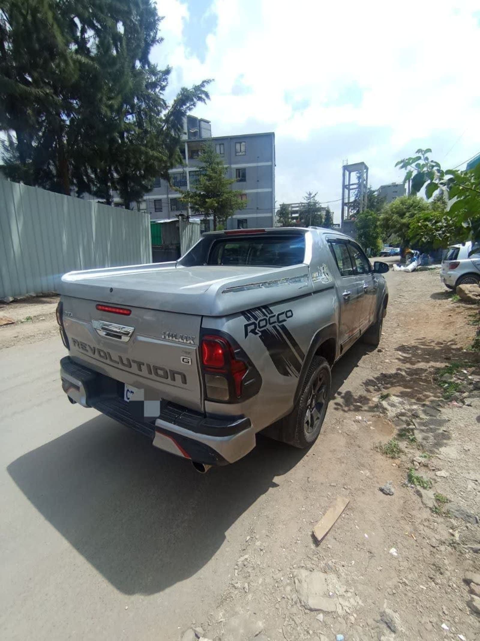 2020 TOYOTA HILUX RiVO double — photo 3