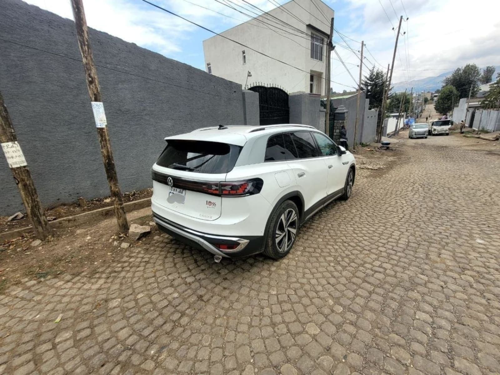 2022 Volkswagen ID6 Crozz Pro — photo 3