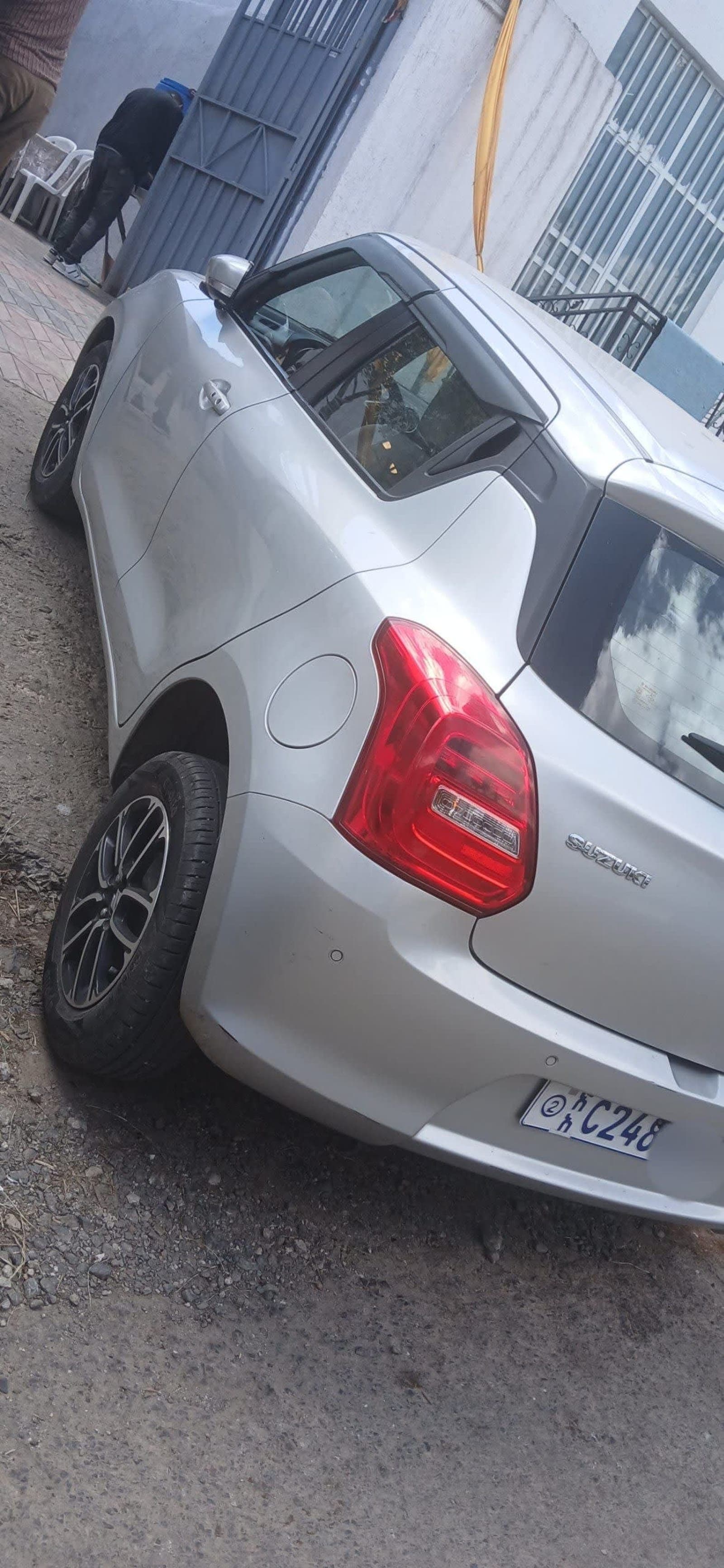 2022 Suzuki Swift — photo 4